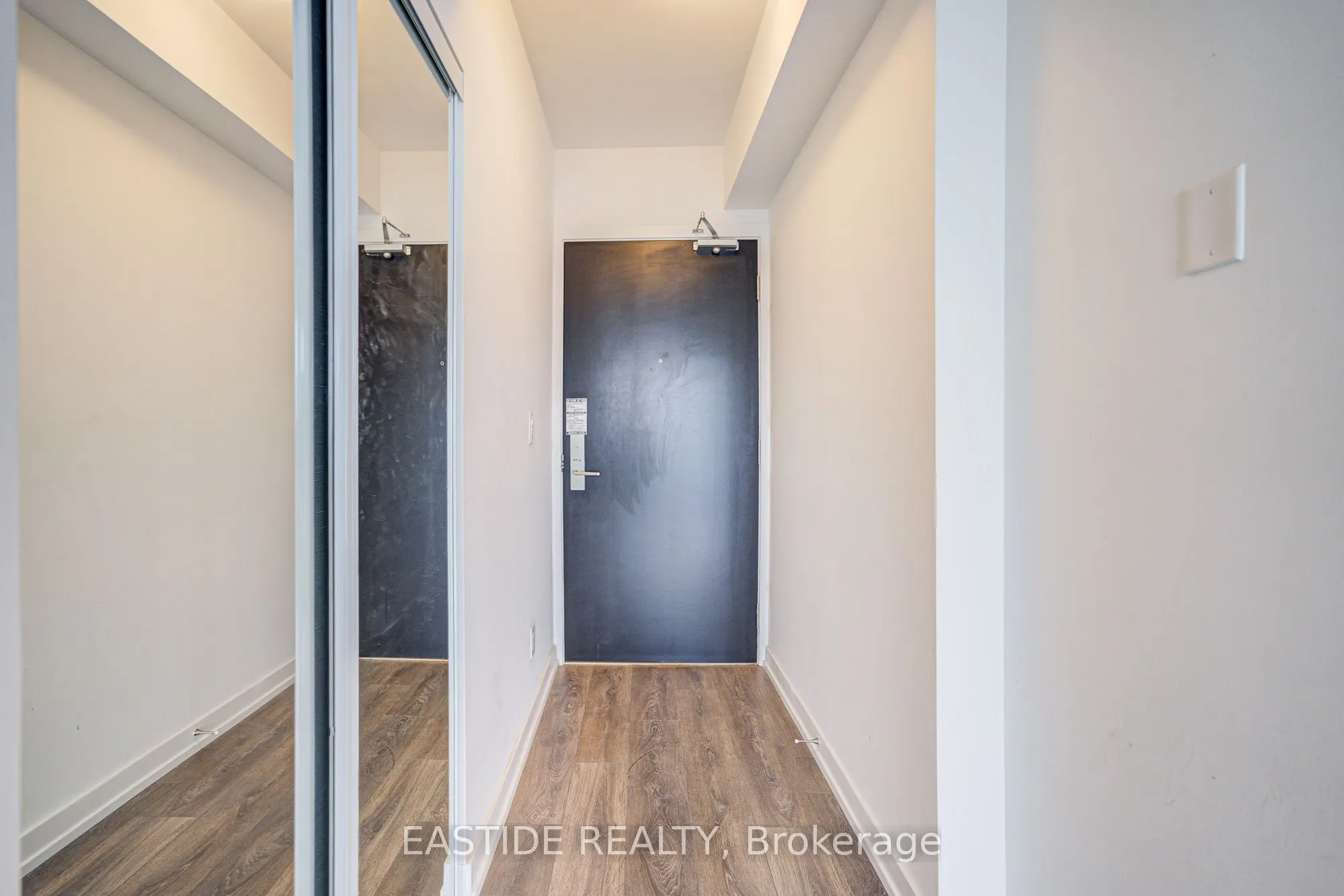 159 Wellesley Street E, #3301