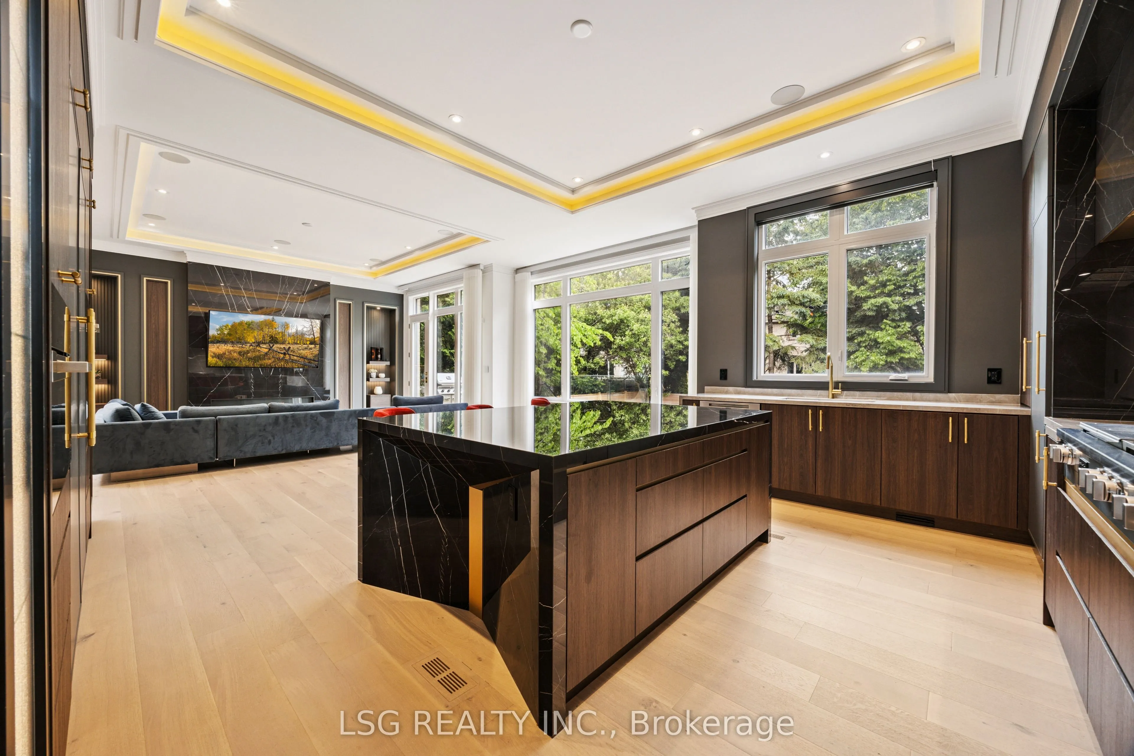10 Lailey Crescent