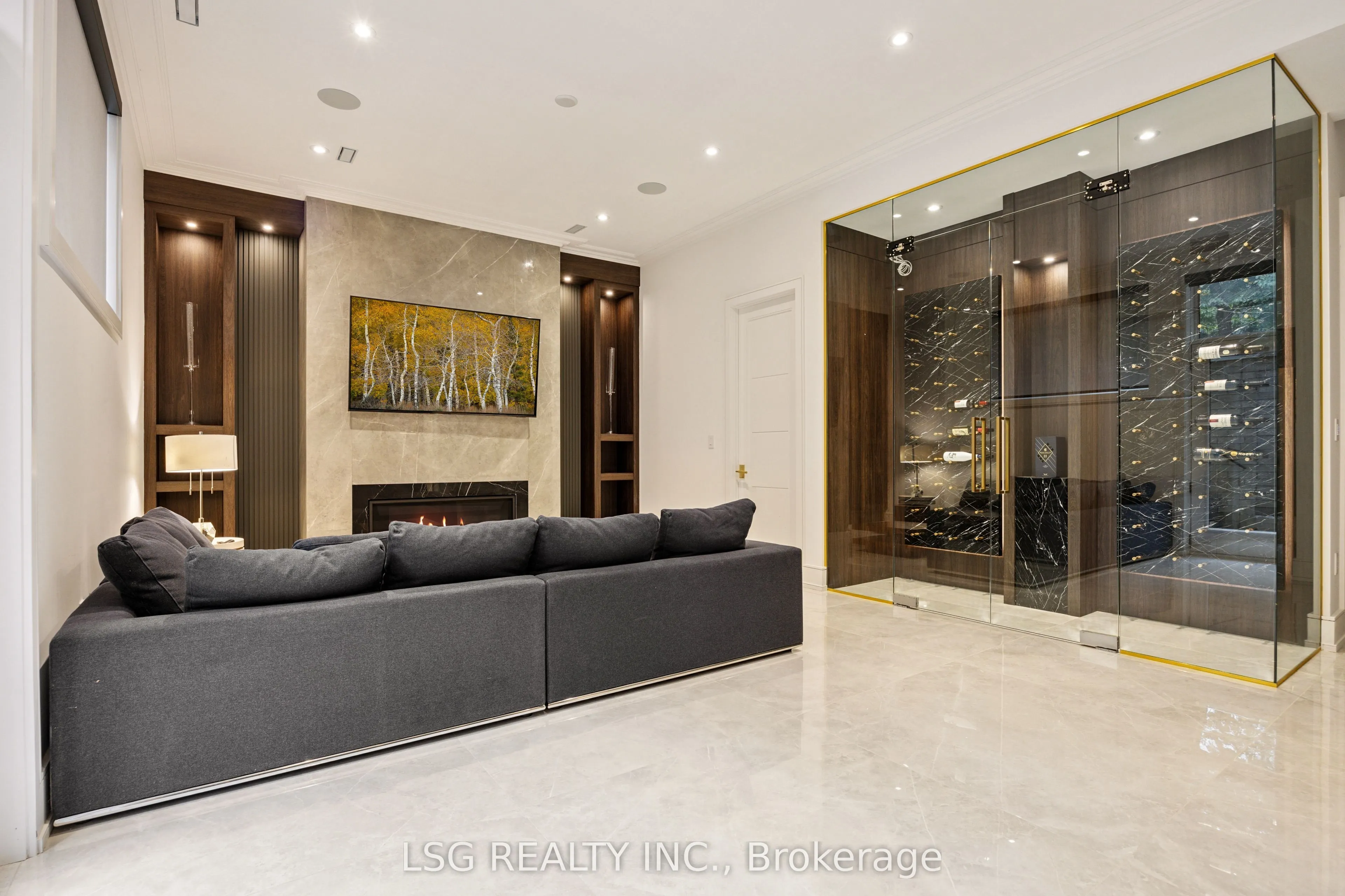 10 Lailey Crescent