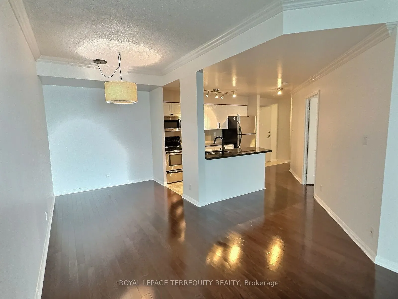 228 Queens Quay W, #1112