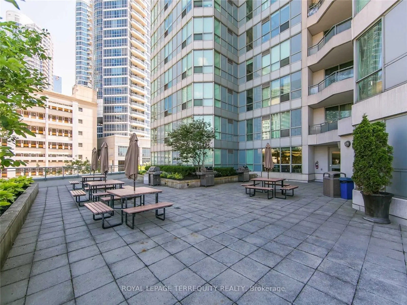 228 Queens Quay W, #1112