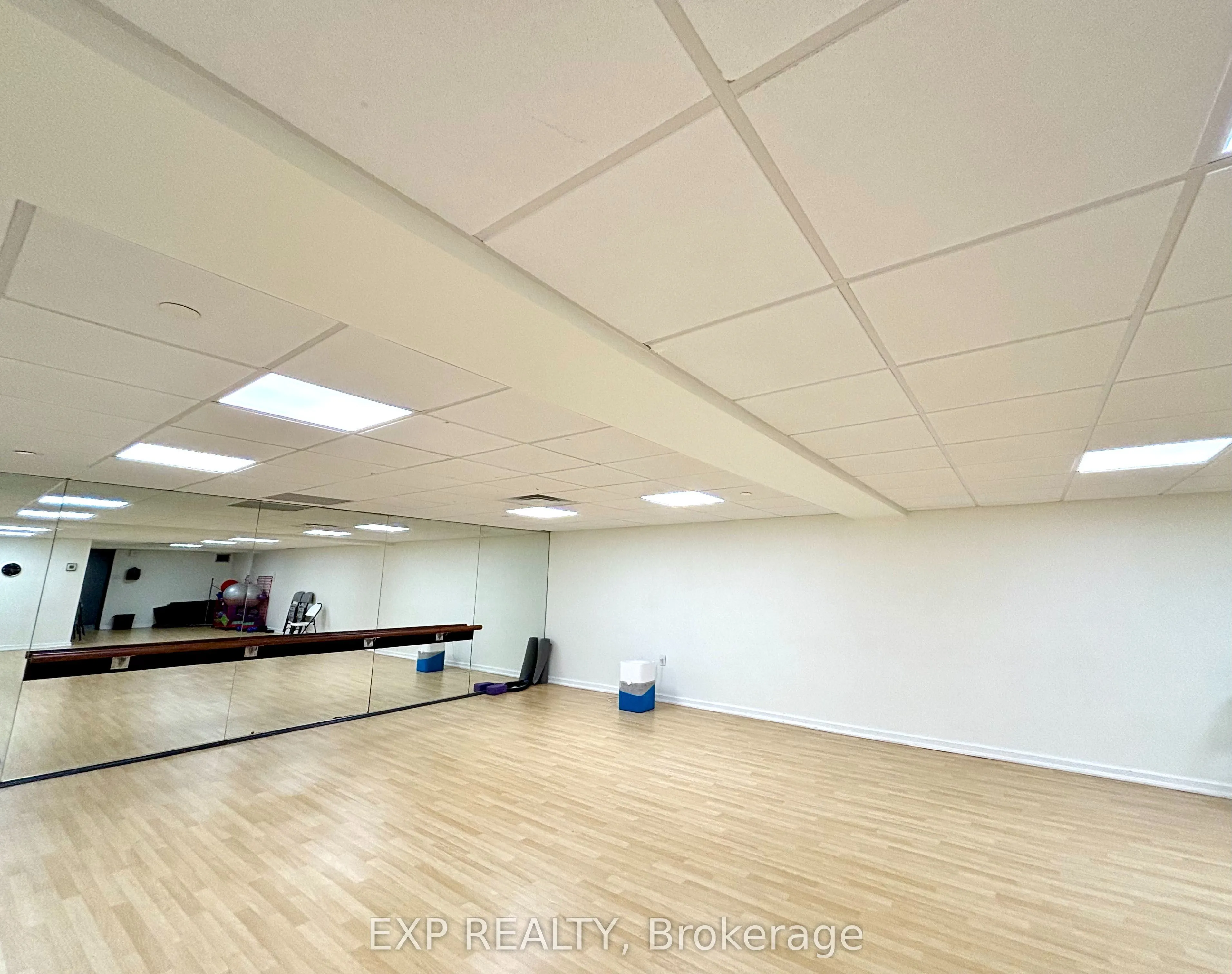 725 King Street W, #705