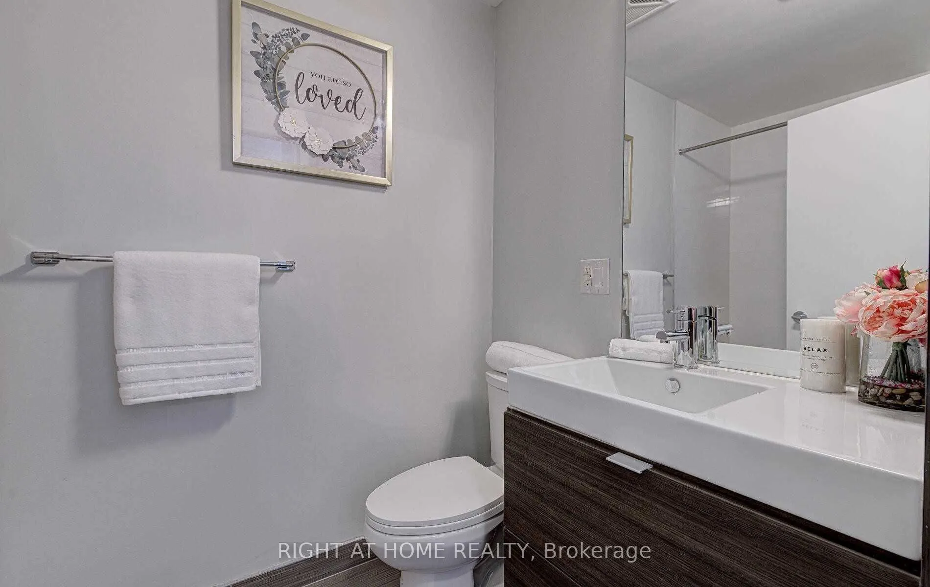 62 Forest Manor Road, #404