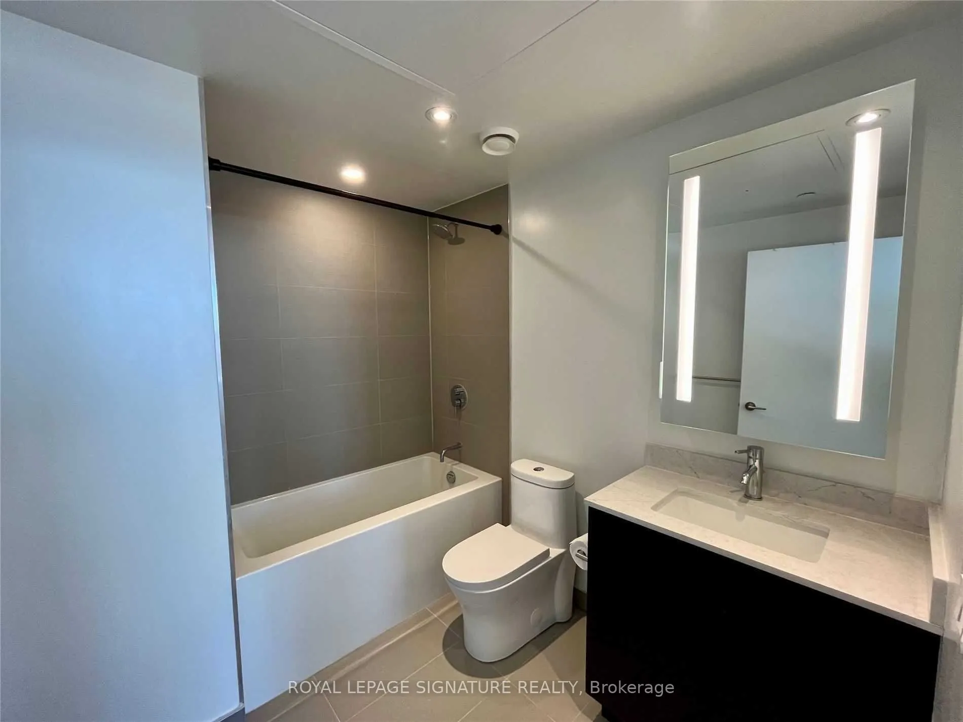135 East Liberty Street, #1802