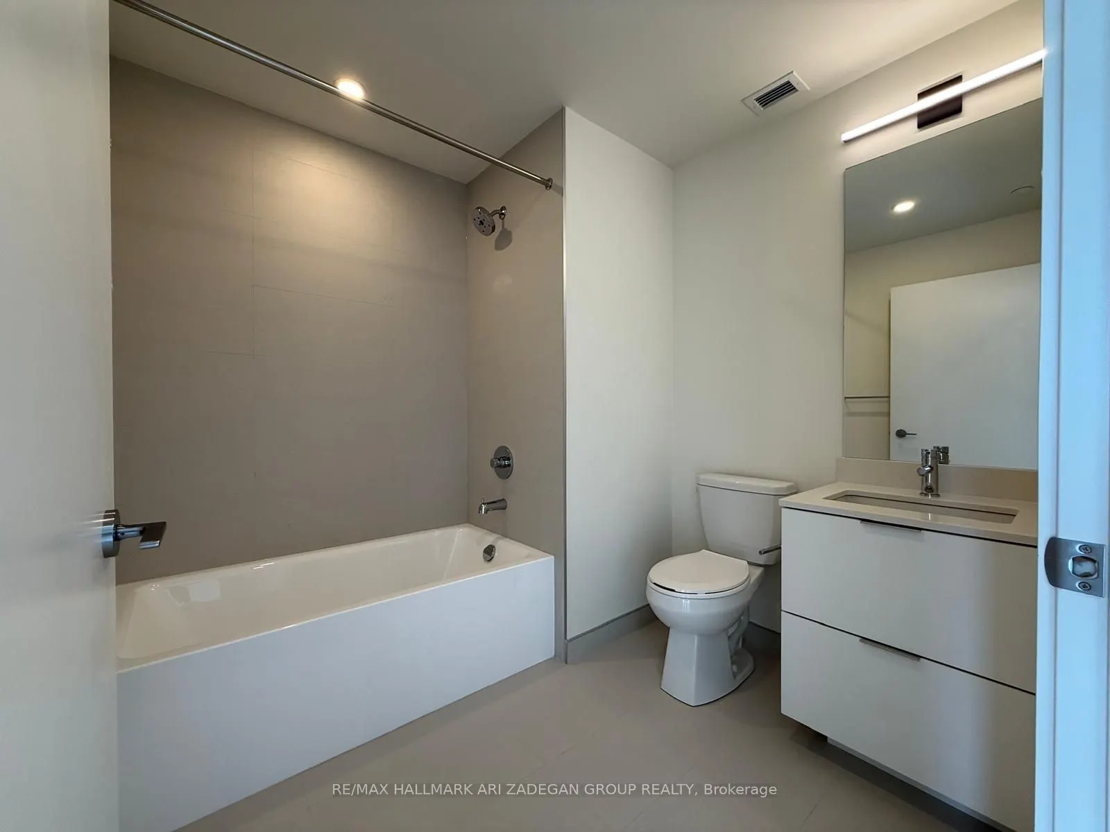 89 Church Street, #4305