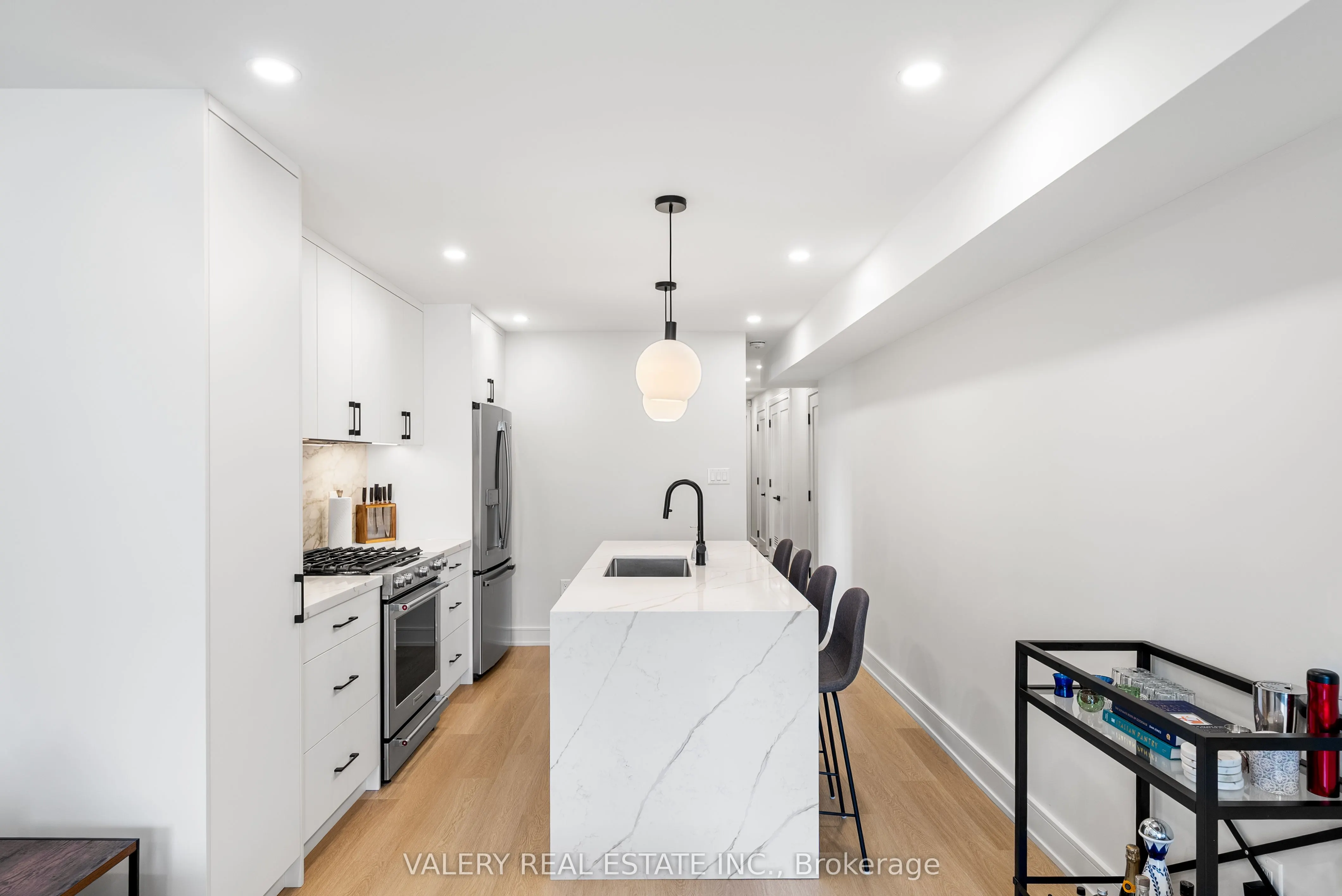 84 Argyle Street, #MAIN