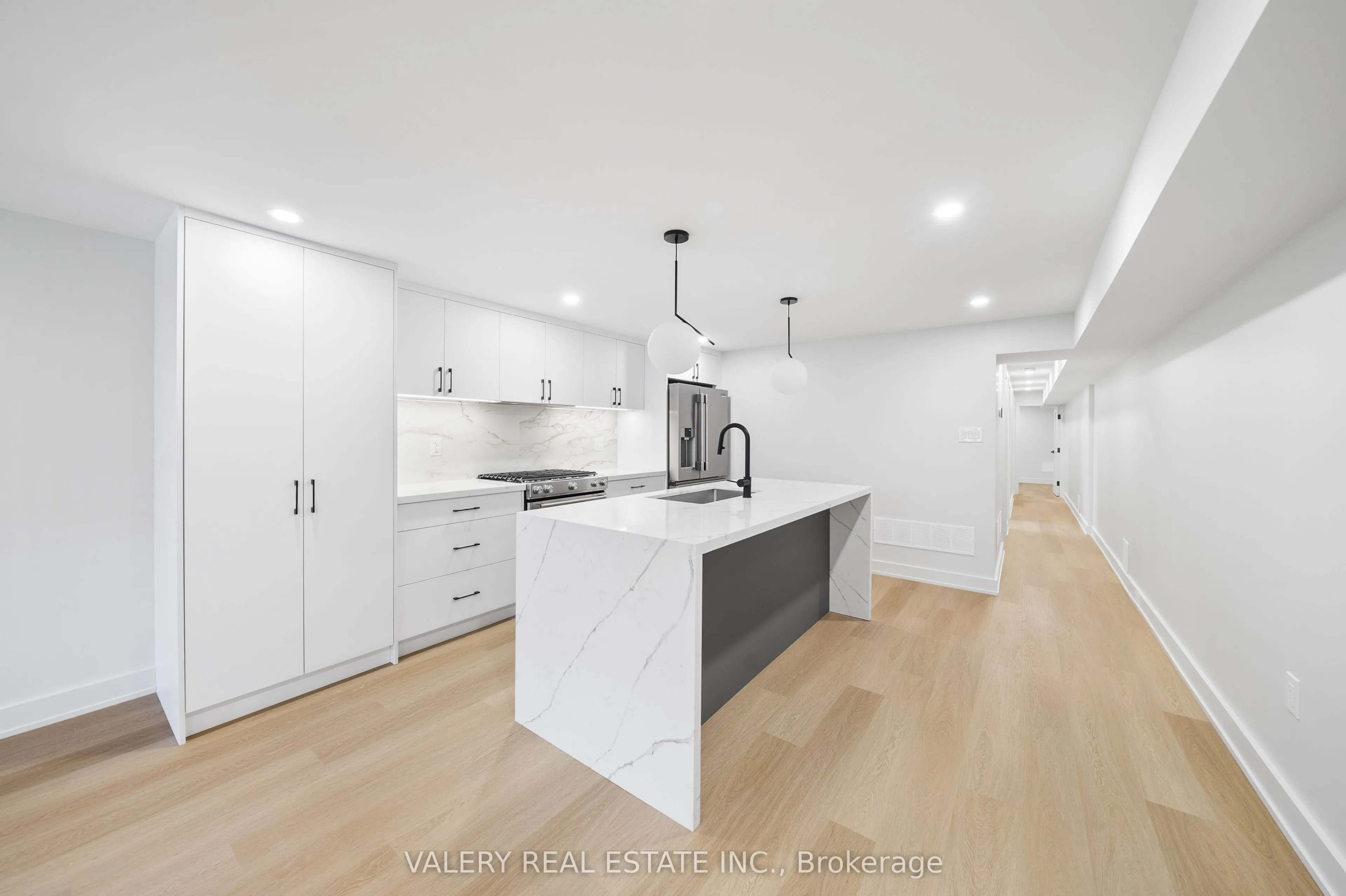 84 Argyle Street, #LOWER