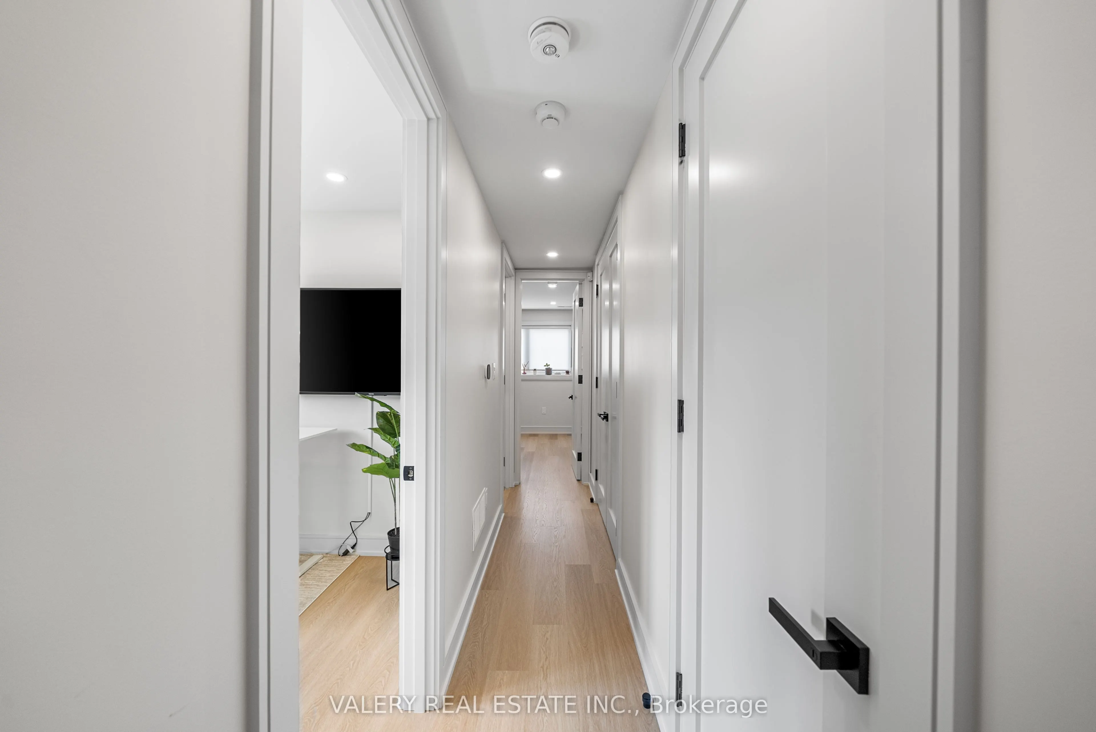 84 Argyle Street, #UPPER