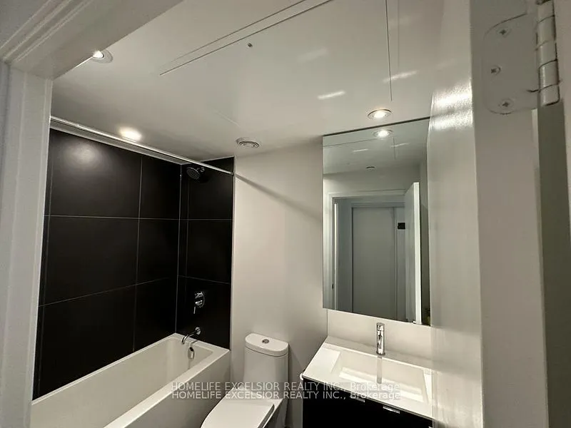 20 Edward Street, #1120