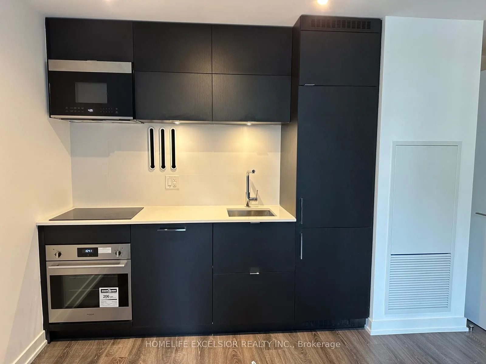 20 Edward Street, #1120