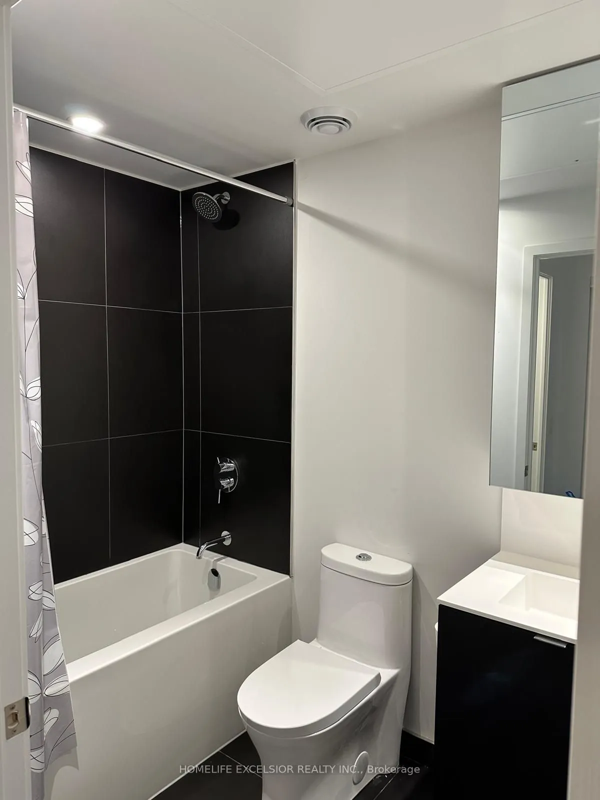 20 Edward Street, #1120