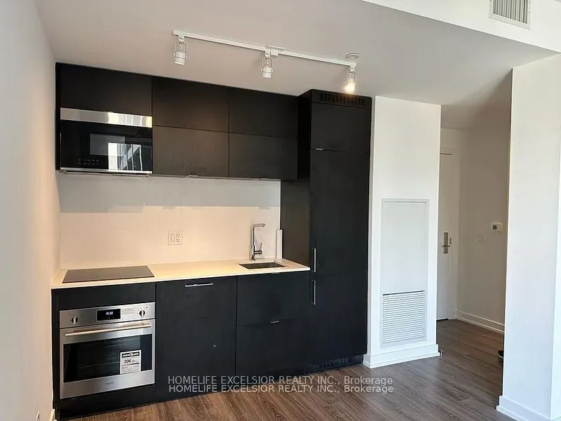 20 Edward Street, #1120