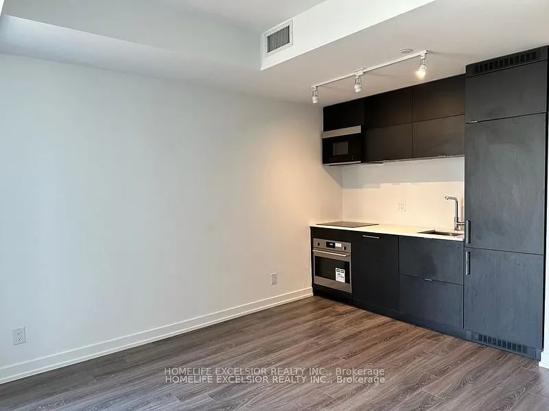 20 Edward Street, #1120