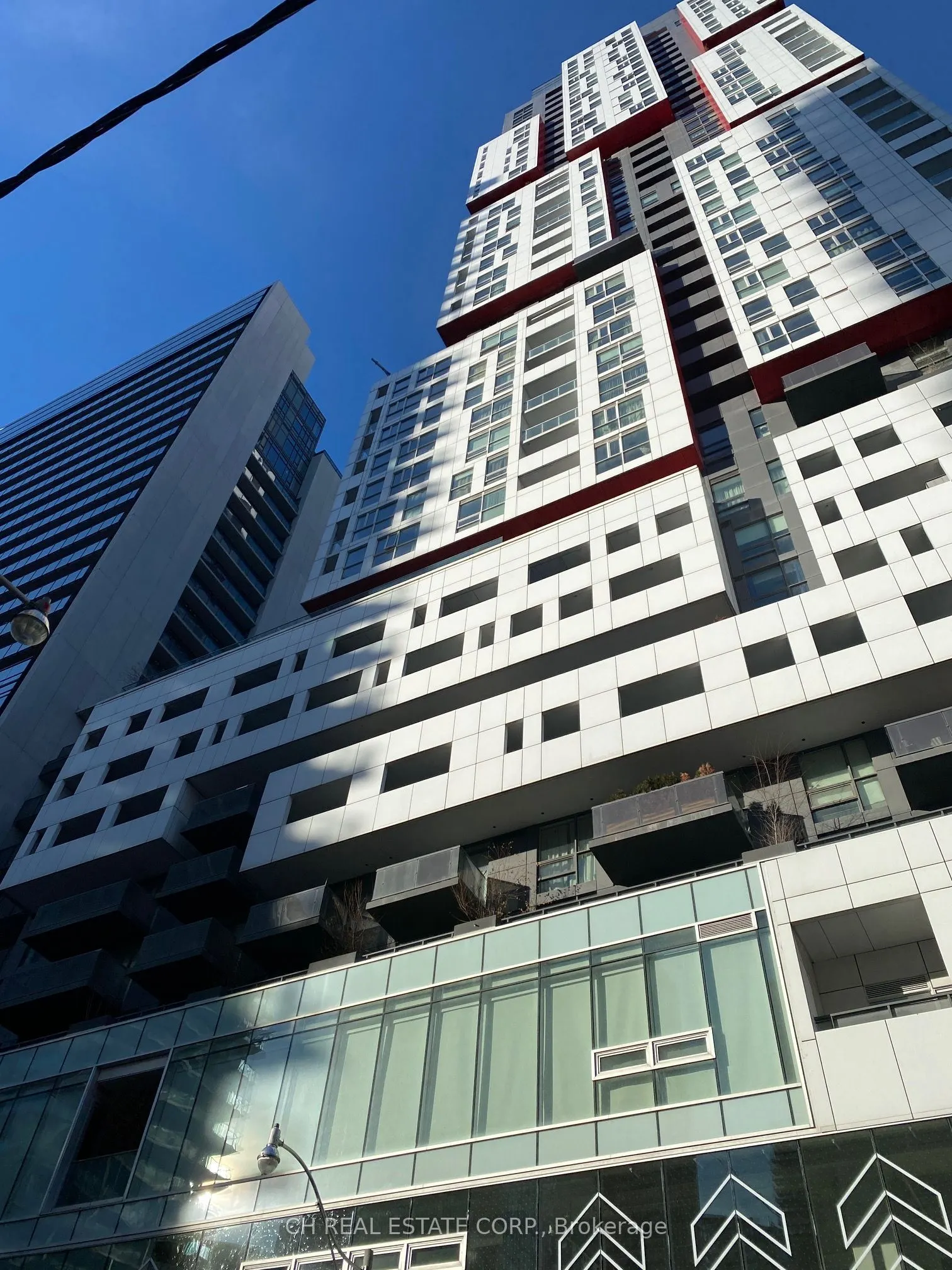 318 Richmond Street W, #1810