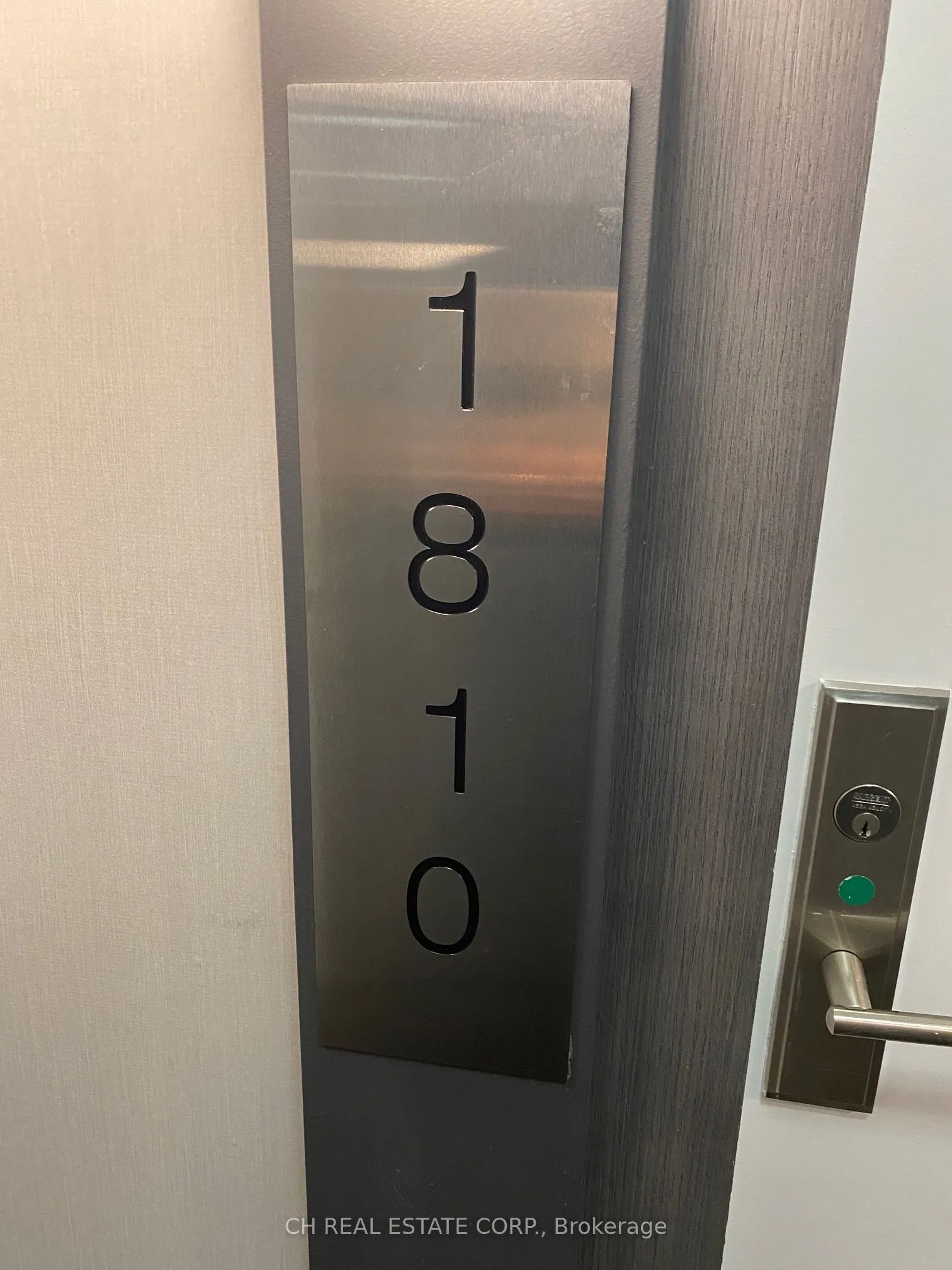 318 Richmond Street W, #1810