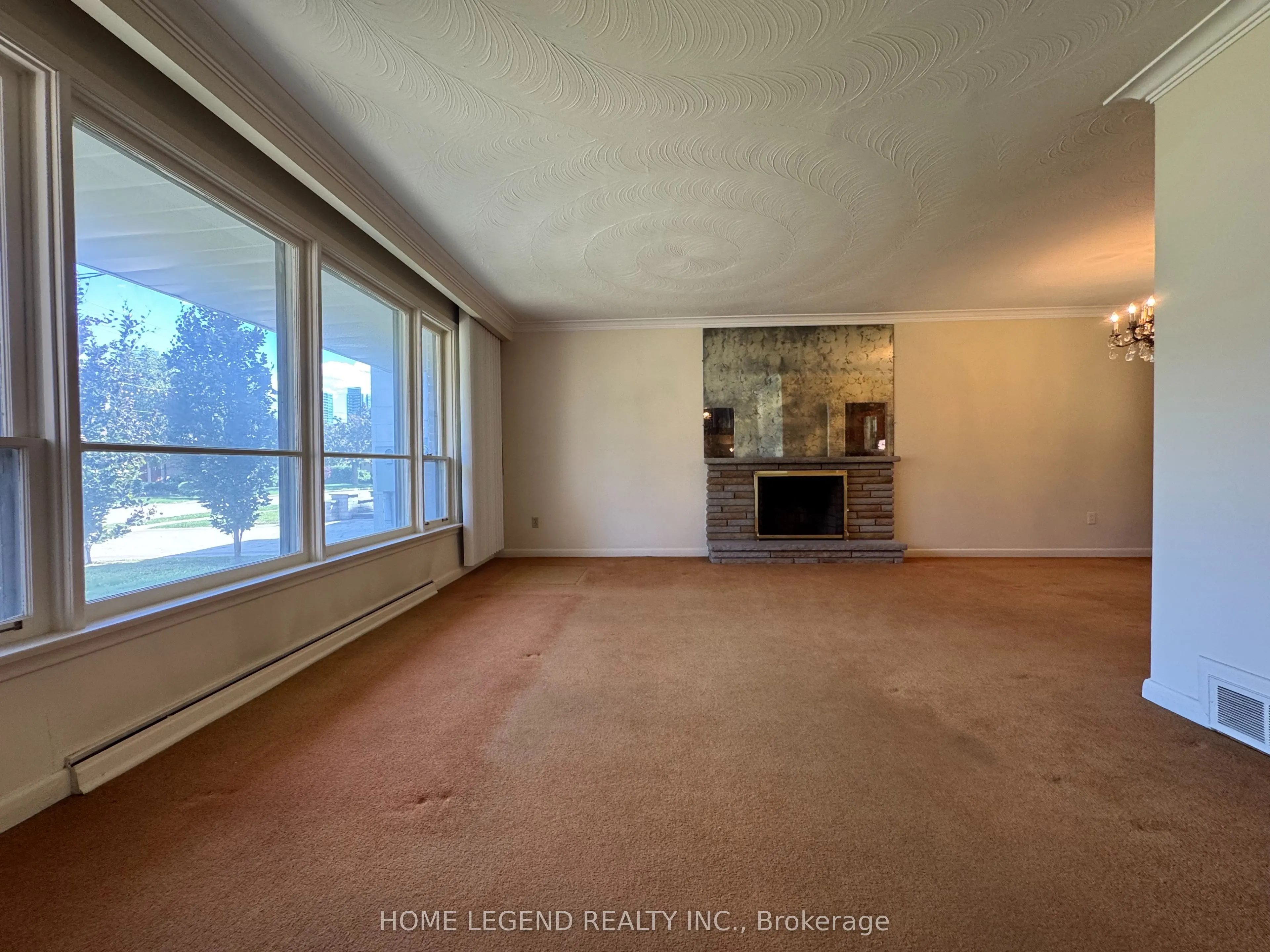 29 Whittaker Crescent