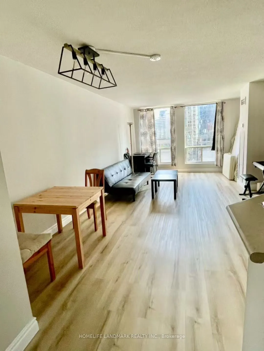 25 Grenville Street, #1002