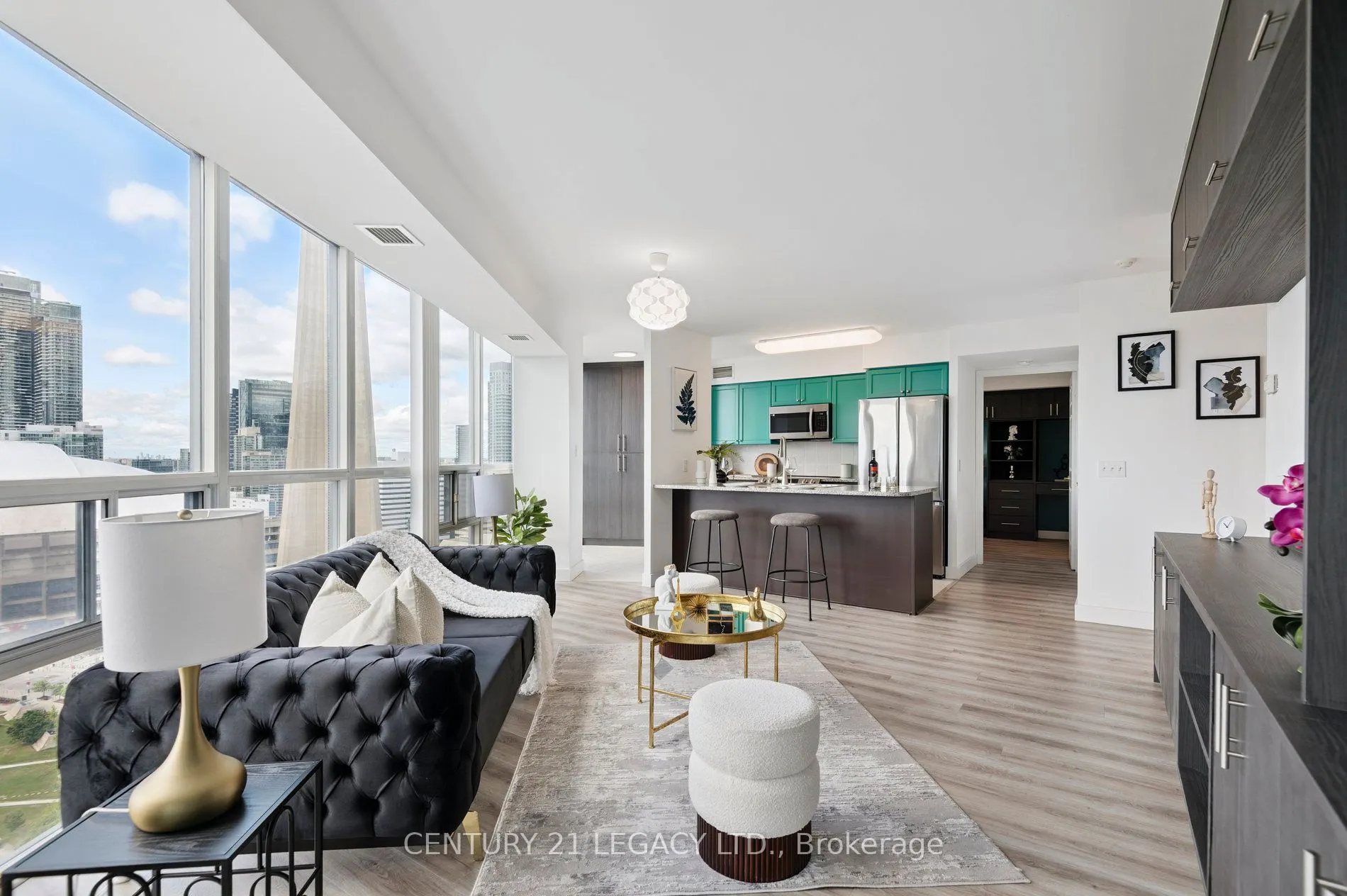 30 Grand Trunk Crescent, #3311