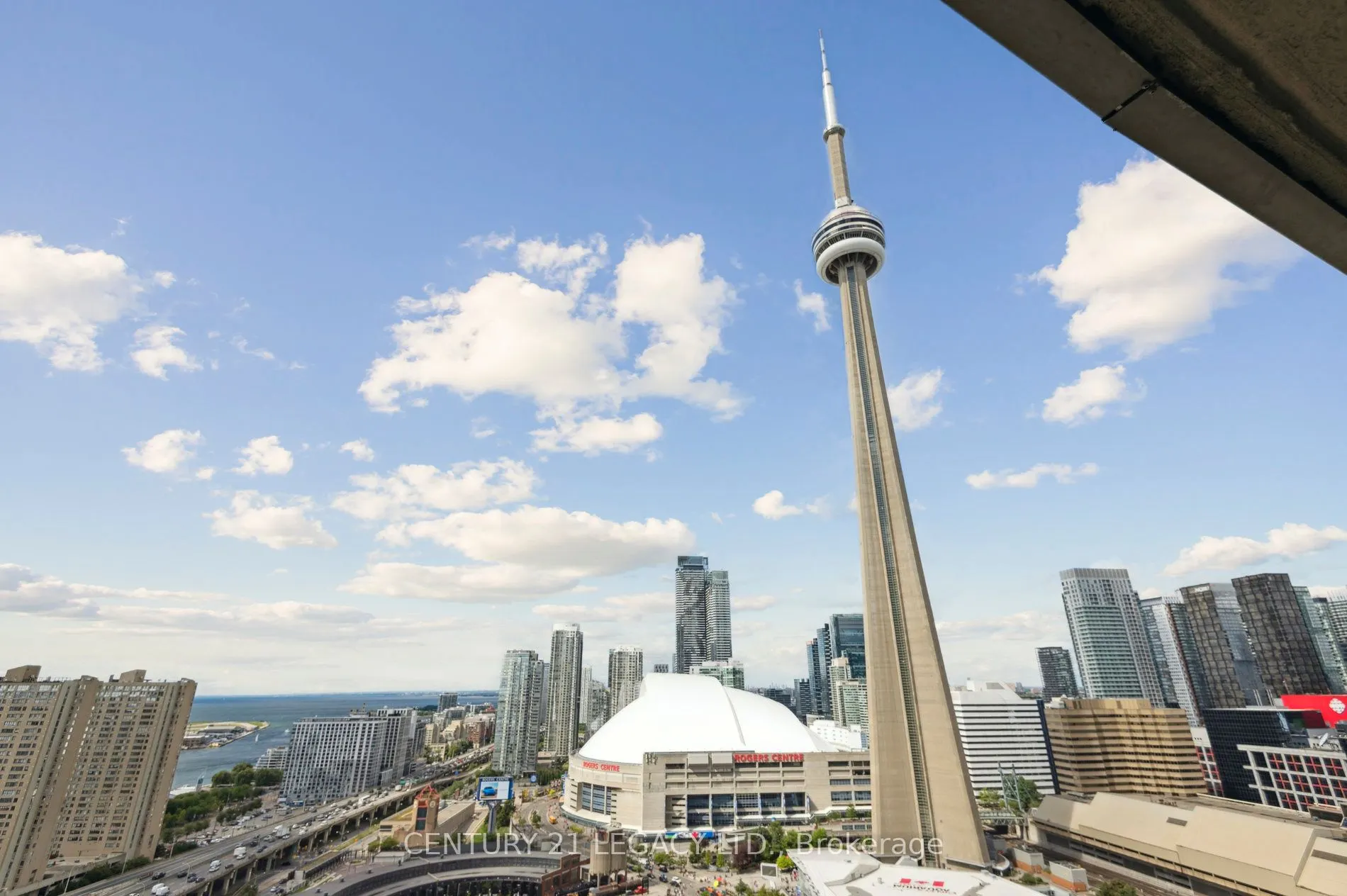 30 Grand Trunk Crescent, #3311