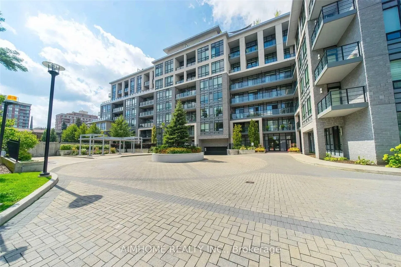 21 Clairtrell Road, #506
