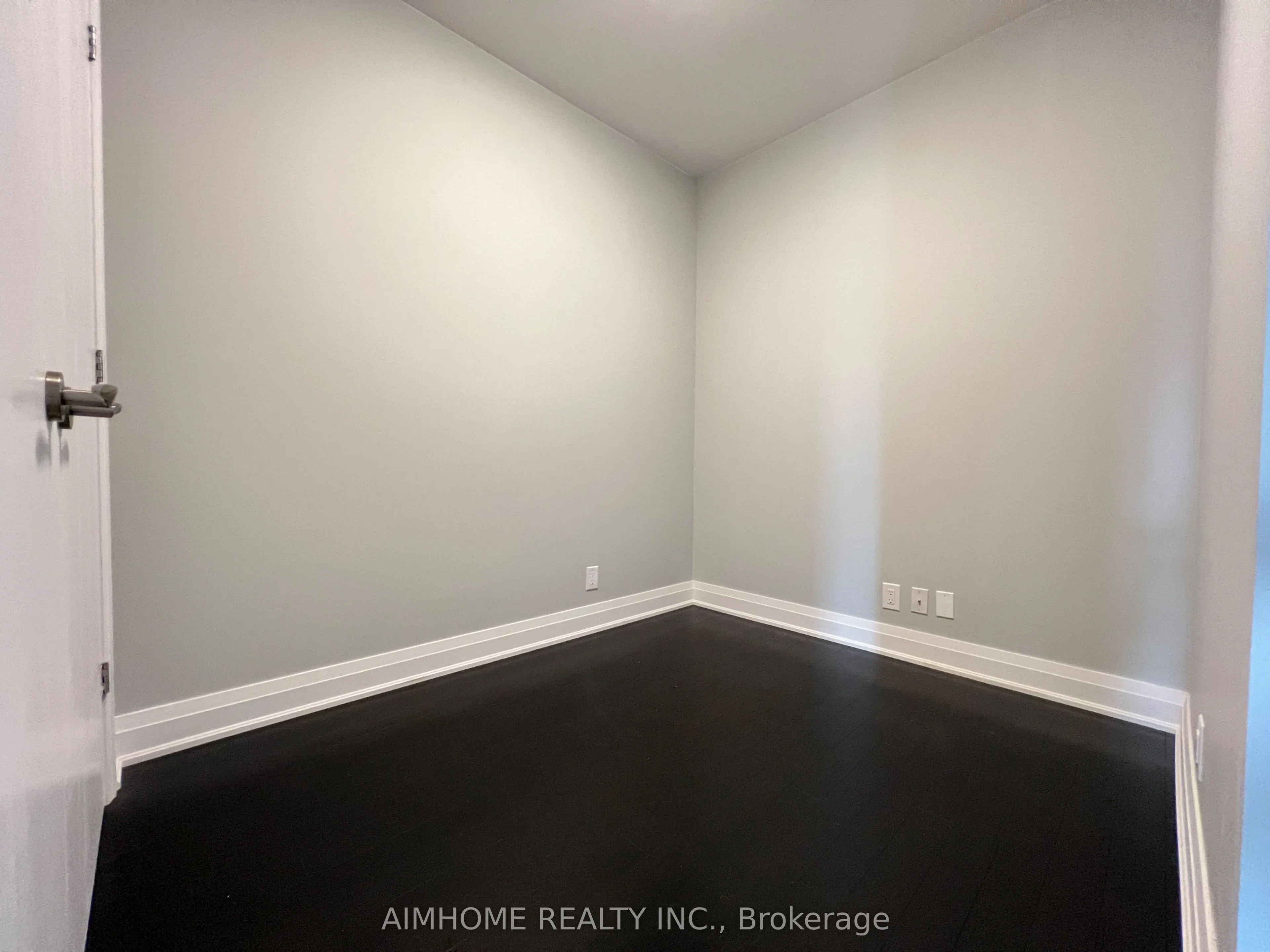 21 Clairtrell Road, #506