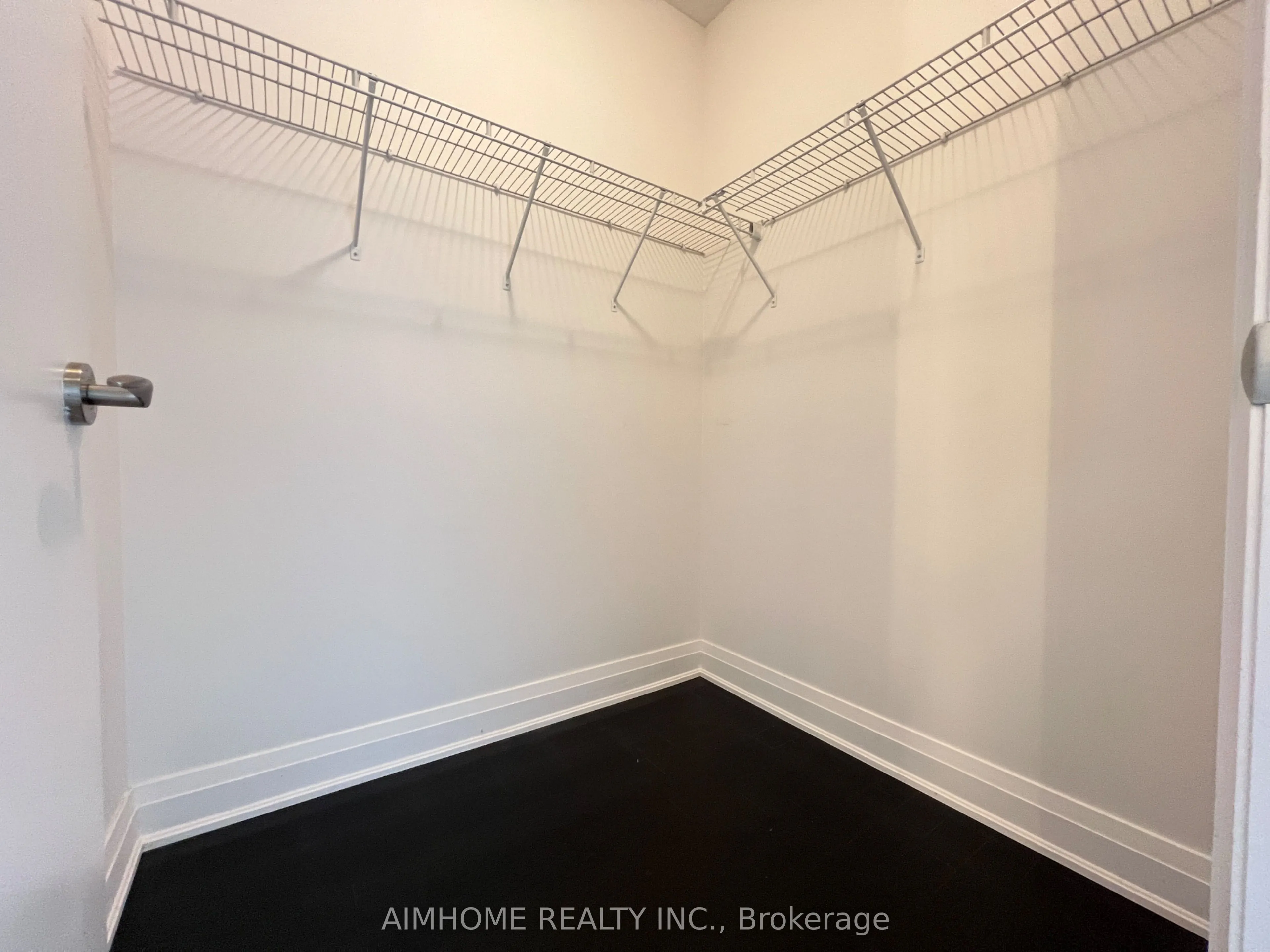 21 Clairtrell Road, #506