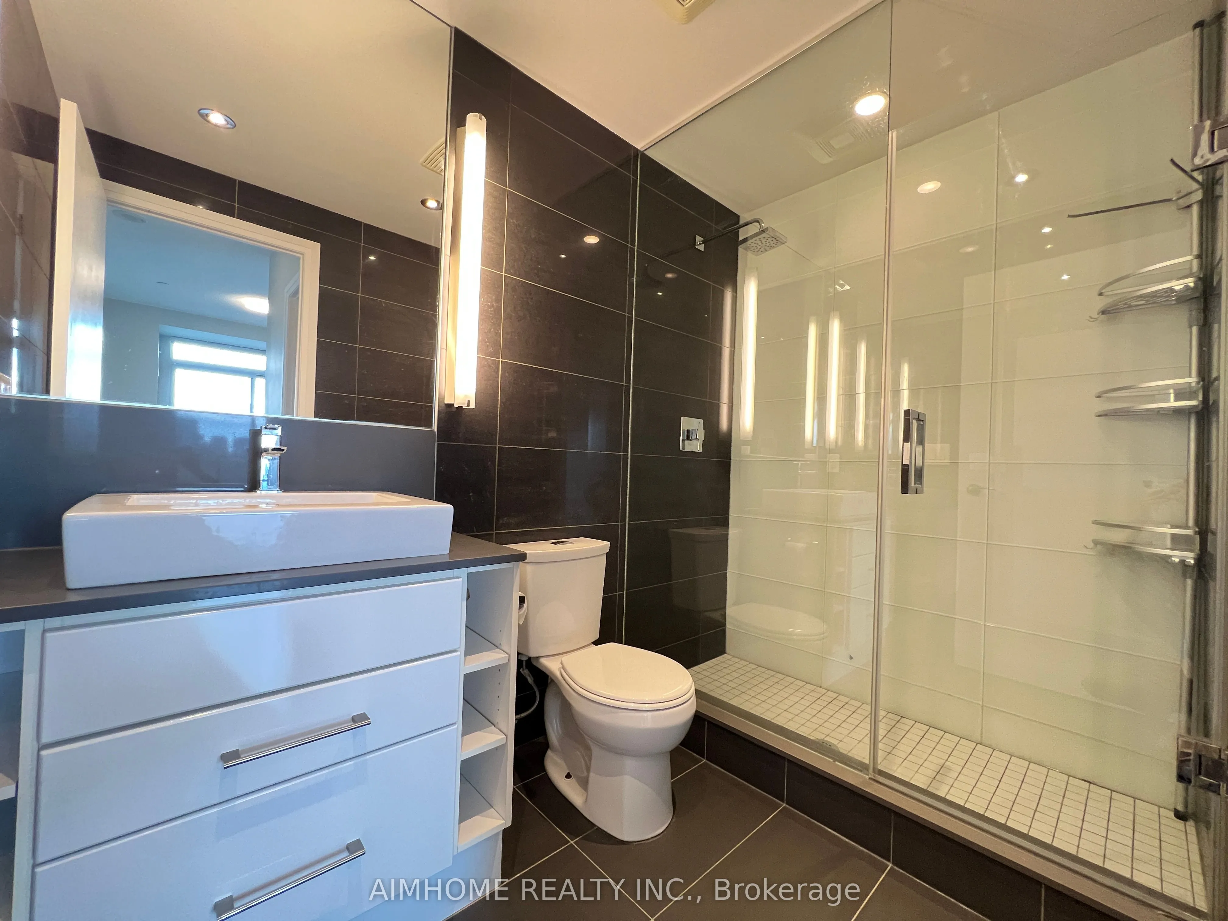 21 Clairtrell Road, #506