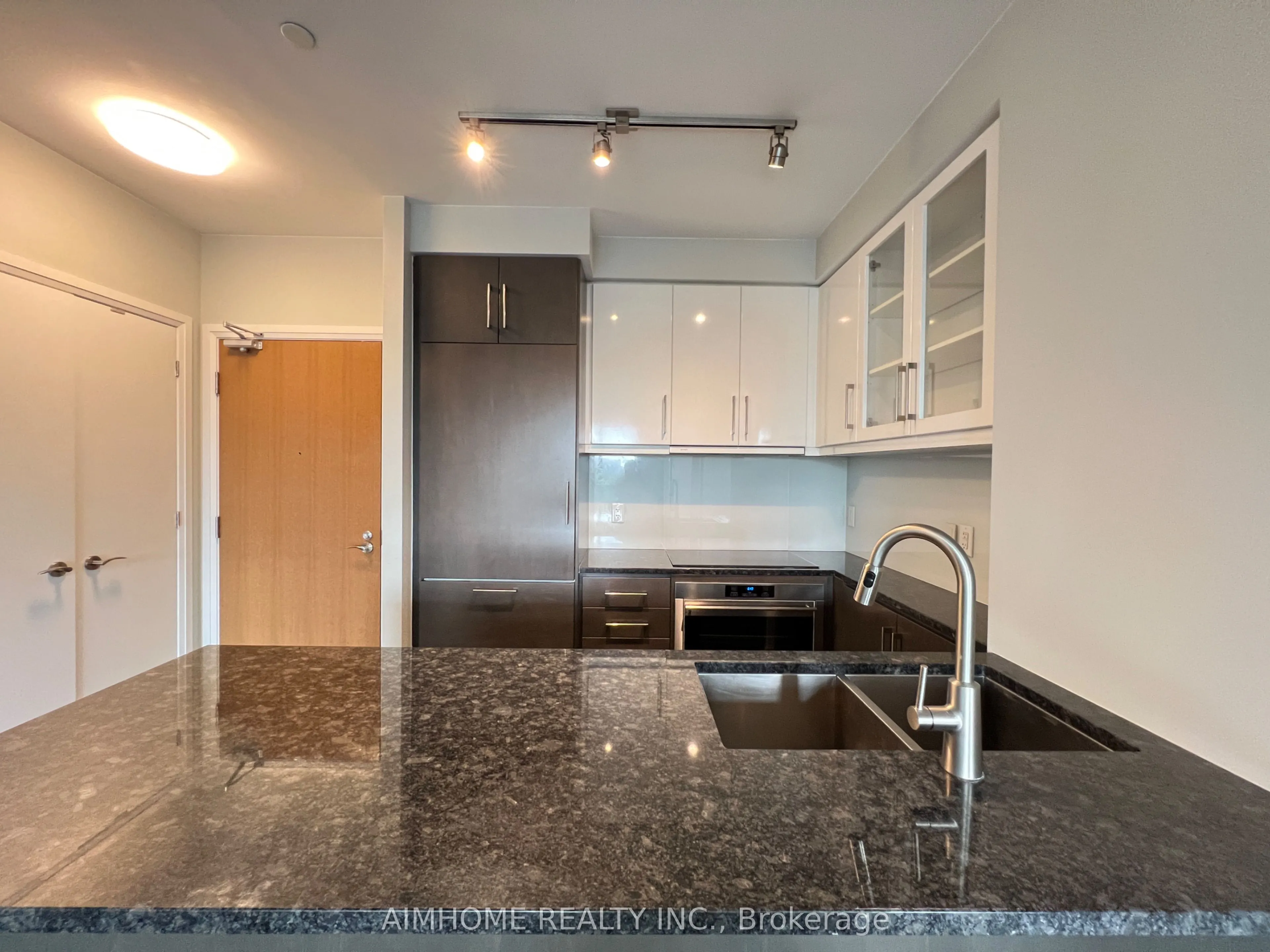 21 Clairtrell Road, #506