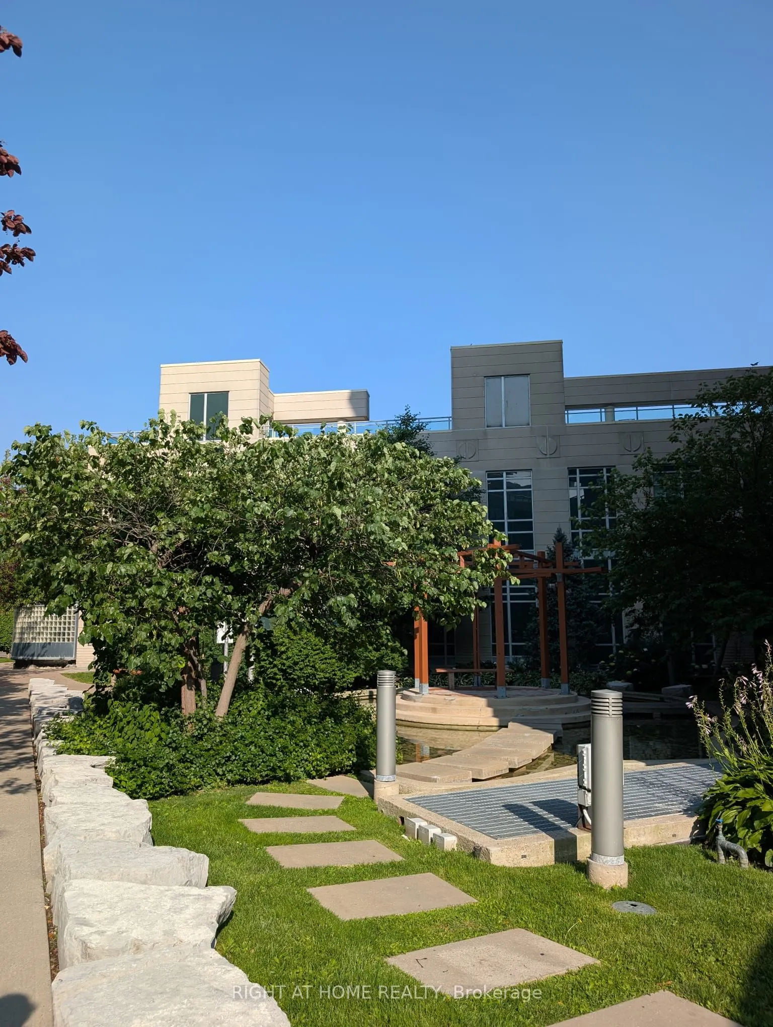 31 Olive Avenue, #112