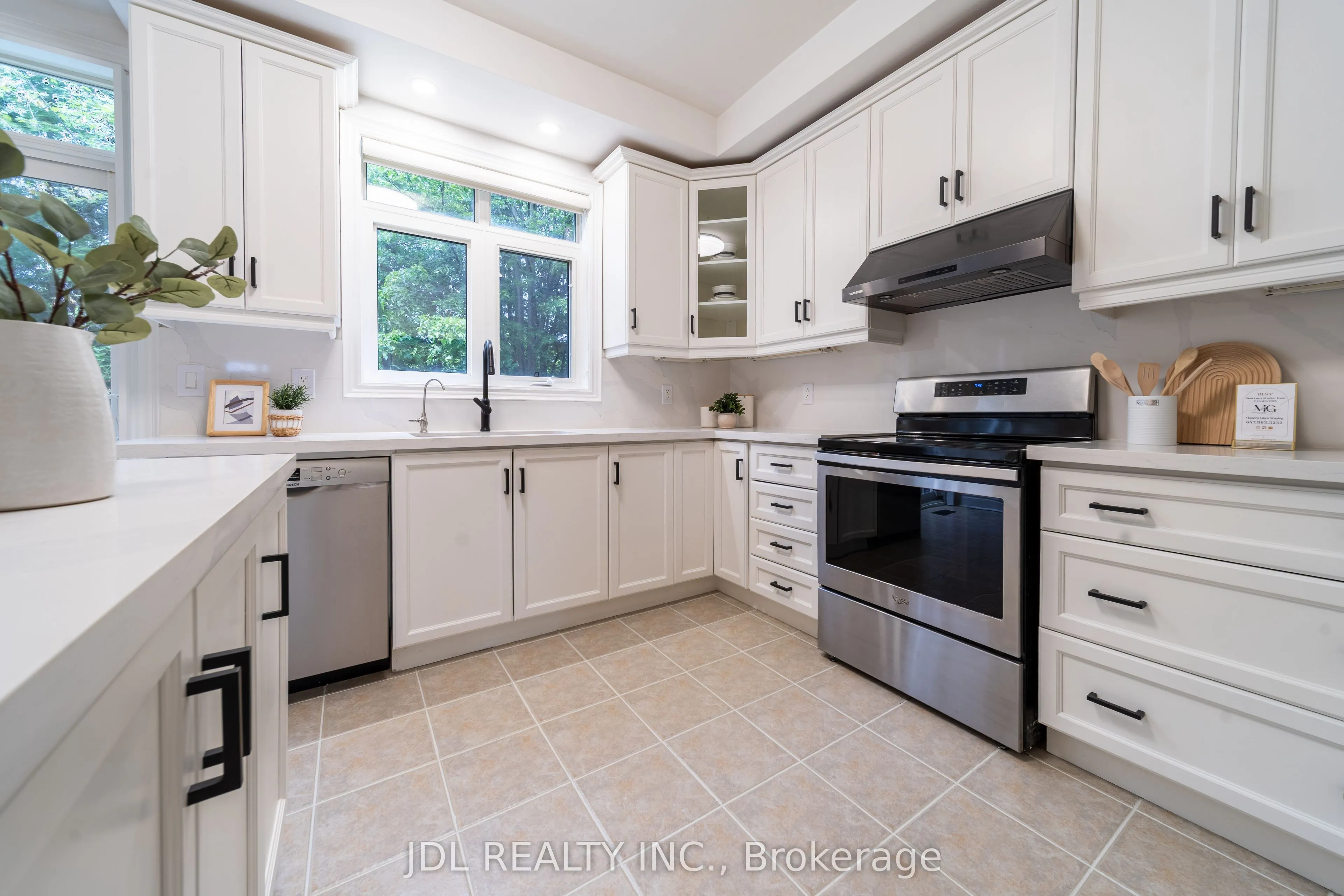 51 Routliffe Lane