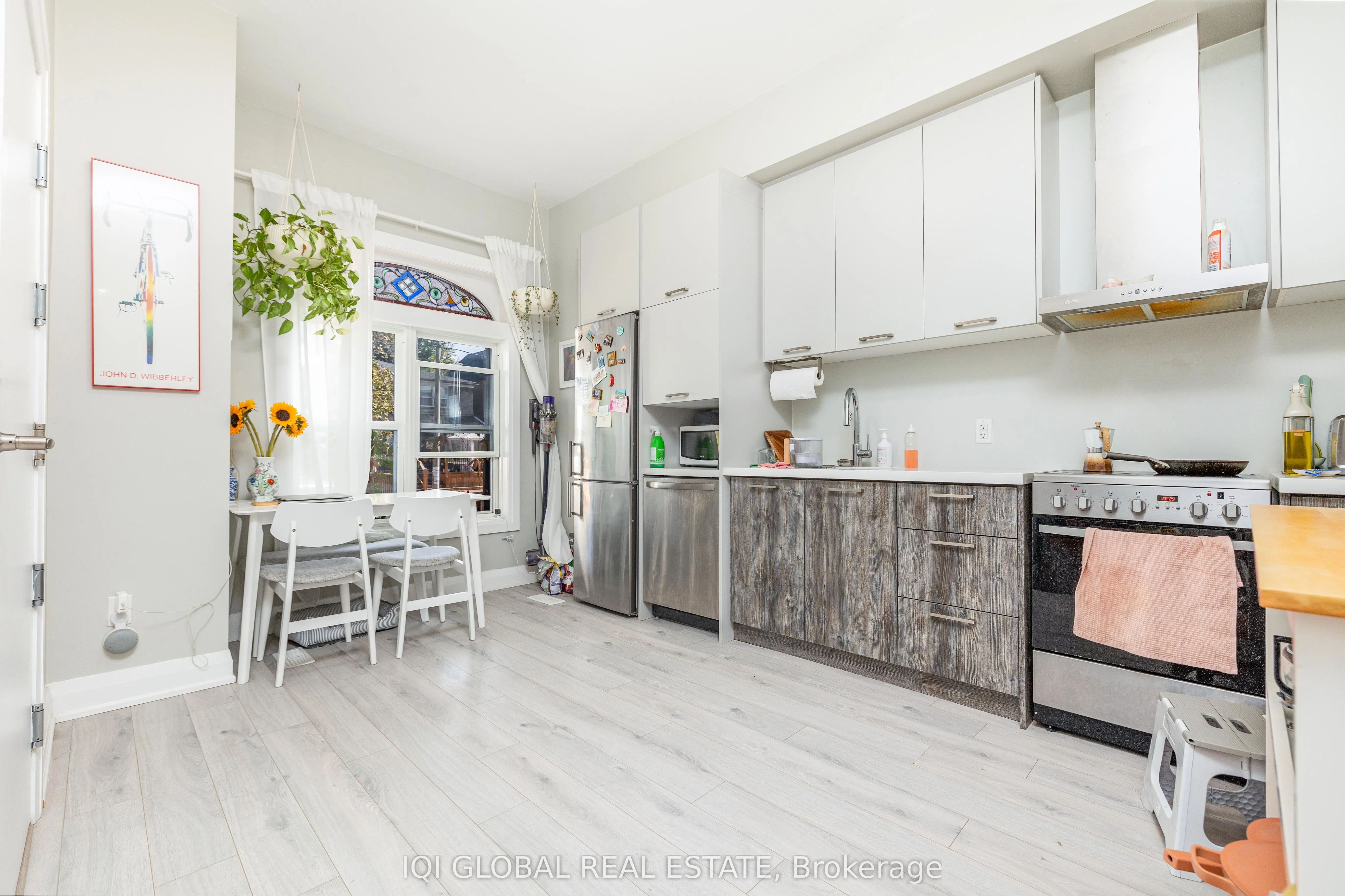 142 Grace Street, #Main