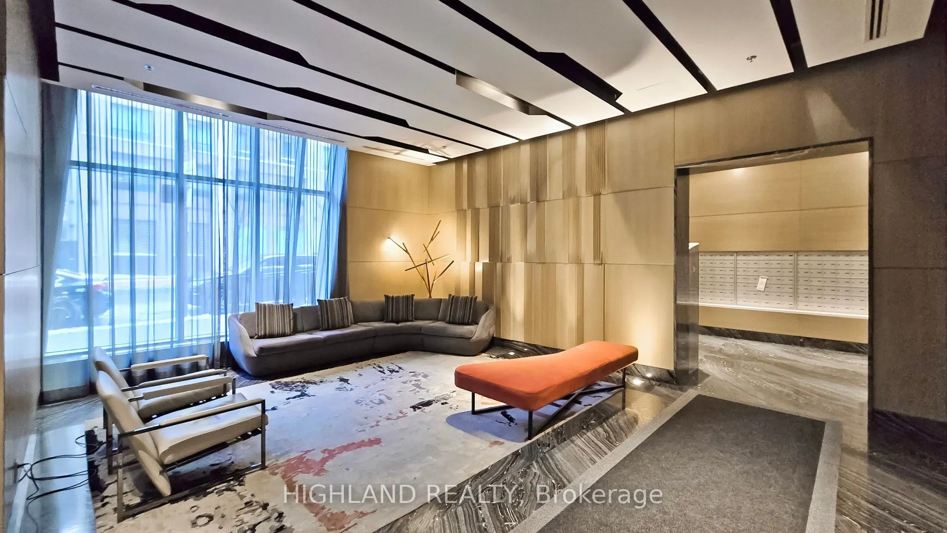 199 Richmond Street W, #202