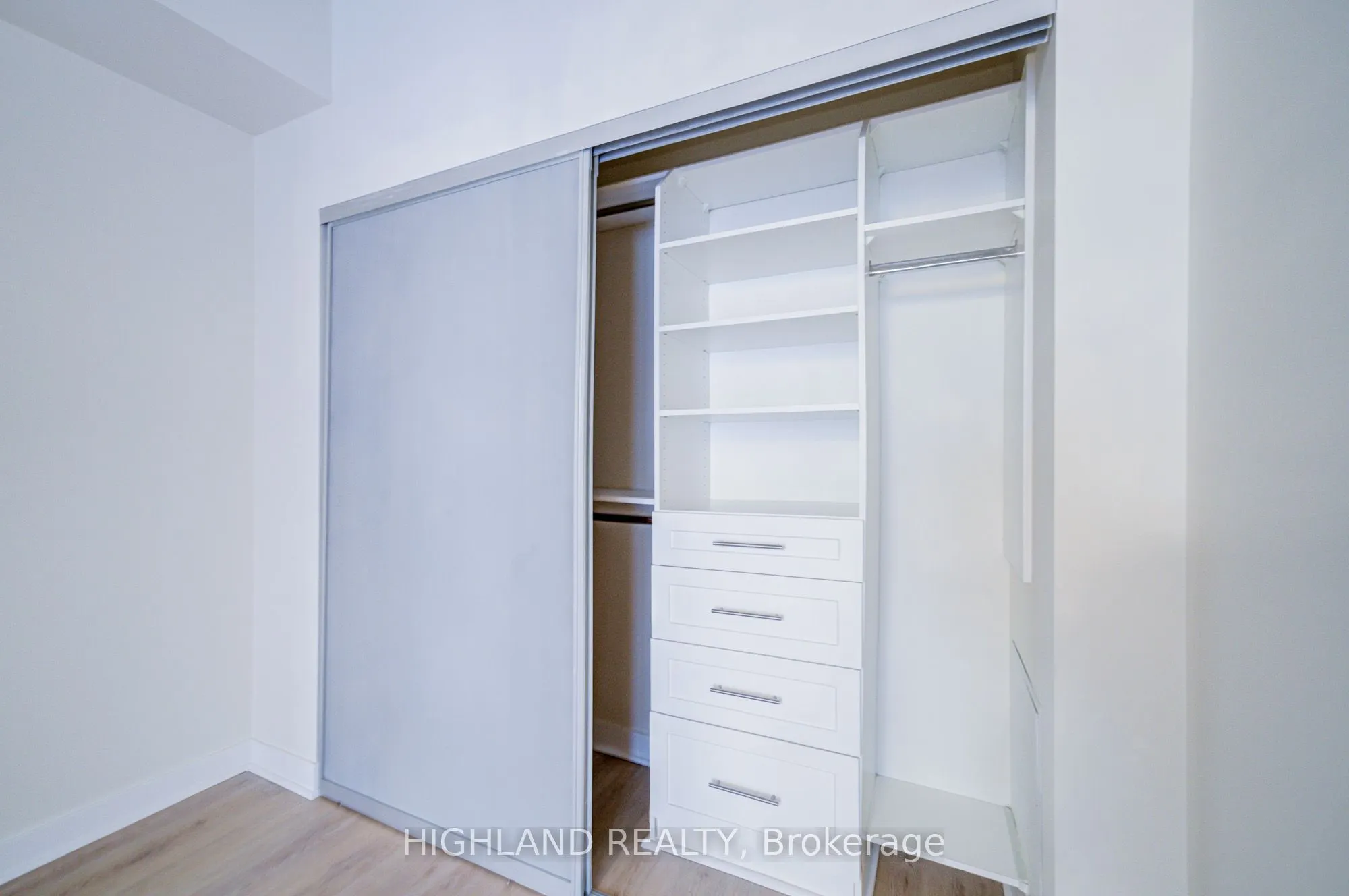 199 Richmond Street W, #202