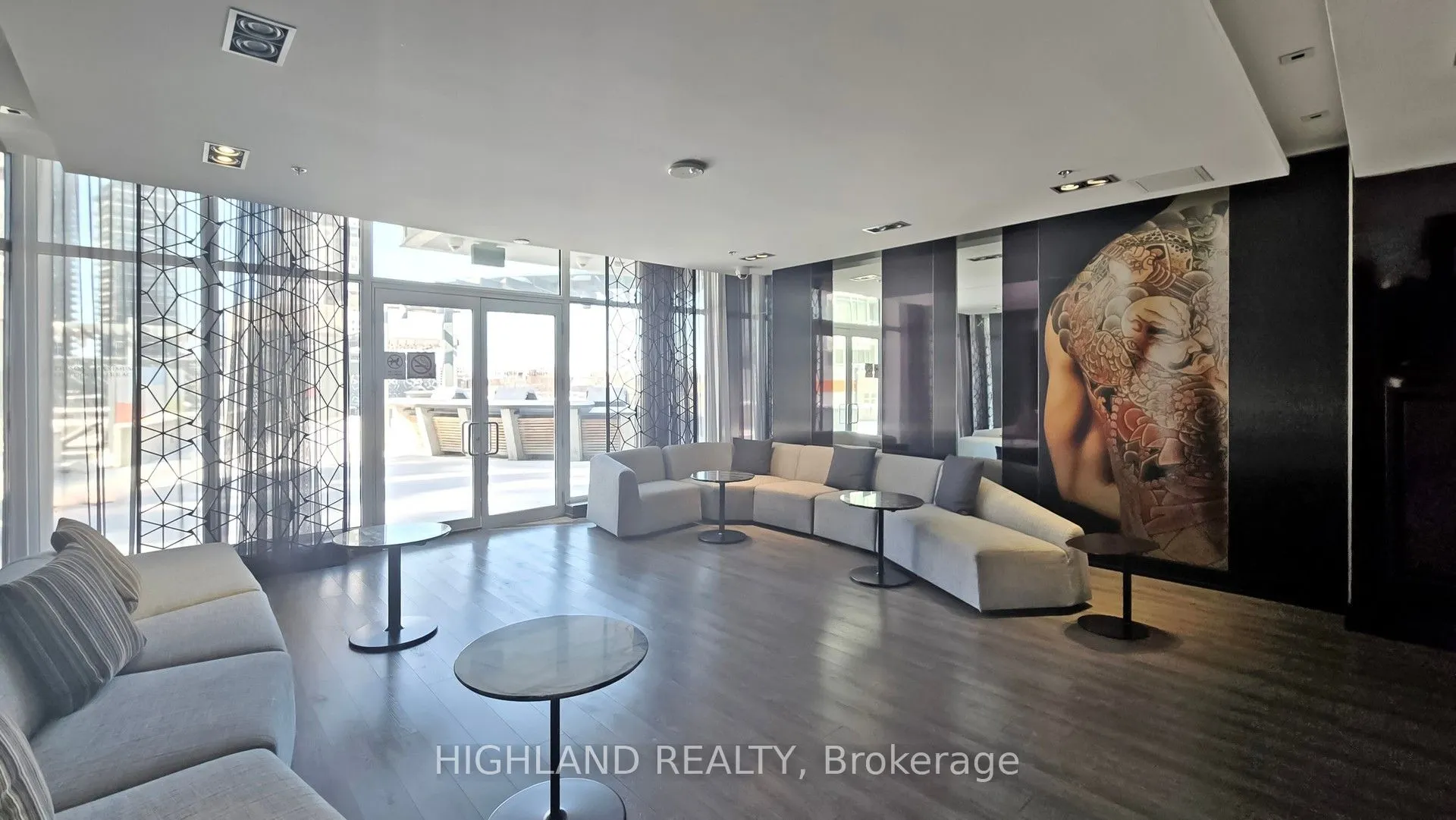 199 Richmond Street W, #202