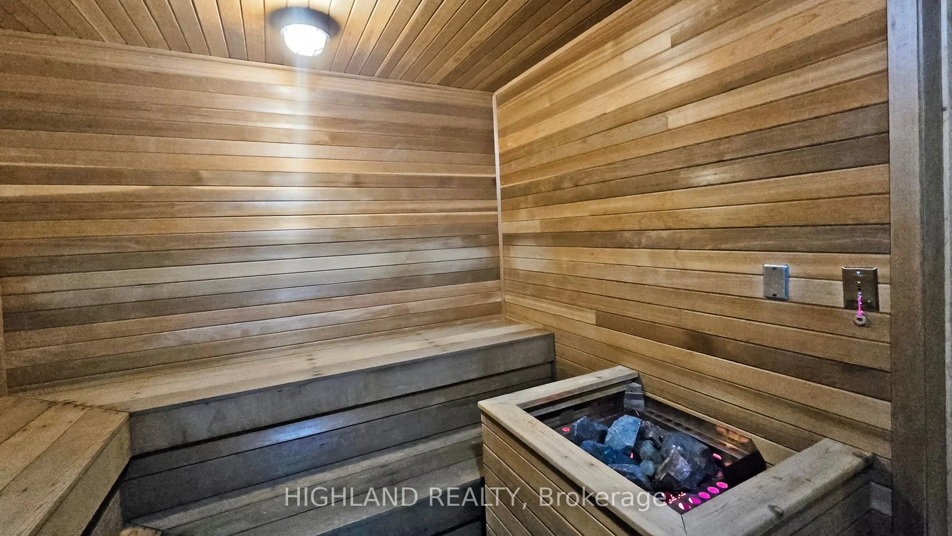 199 Richmond Street W, #202