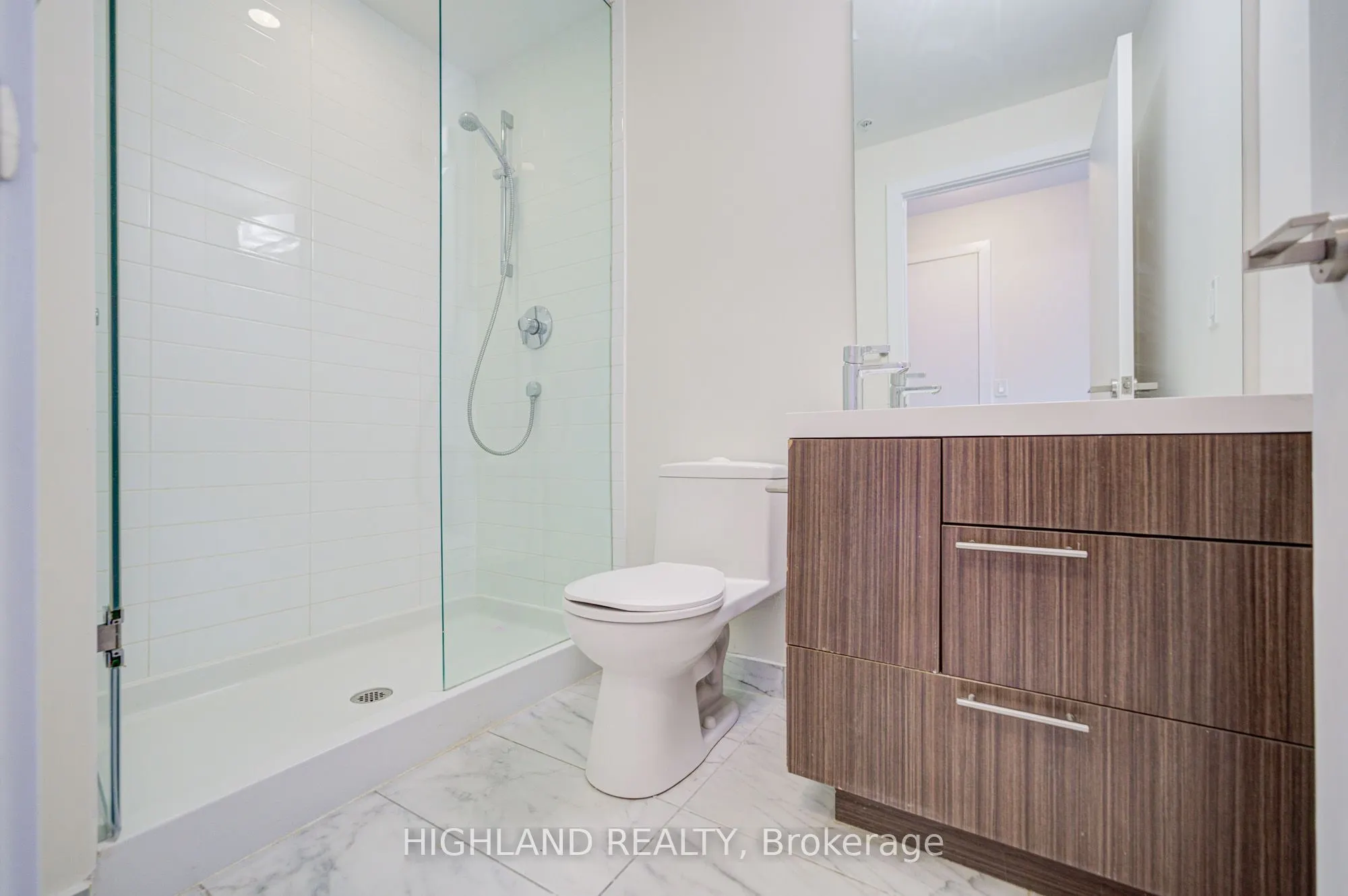 199 Richmond Street W, #202
