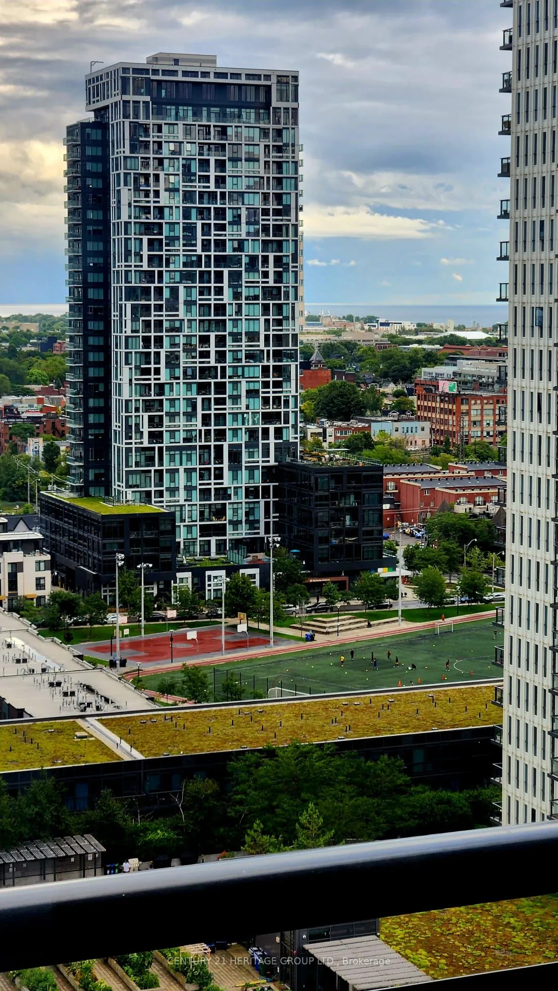 225 Sackville Street, #1711