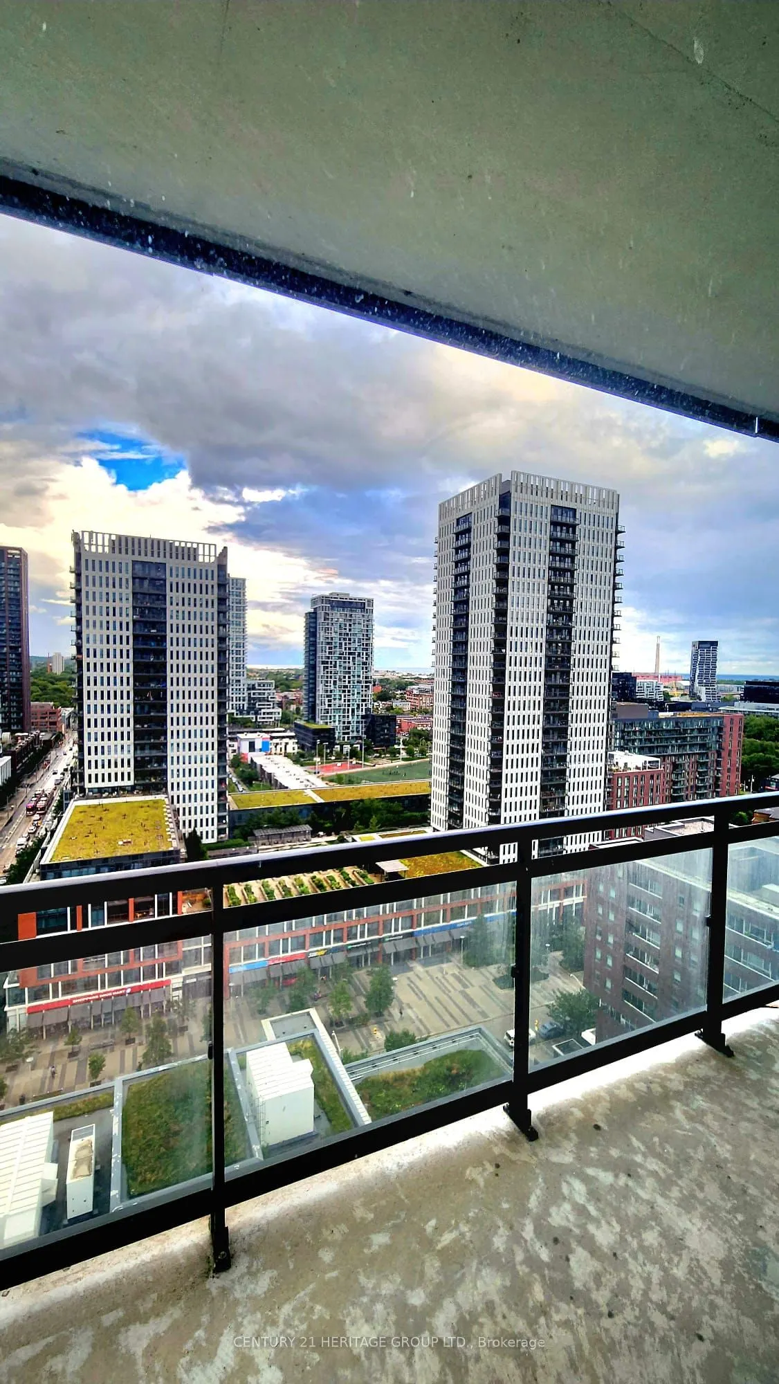 225 Sackville Street, #1711
