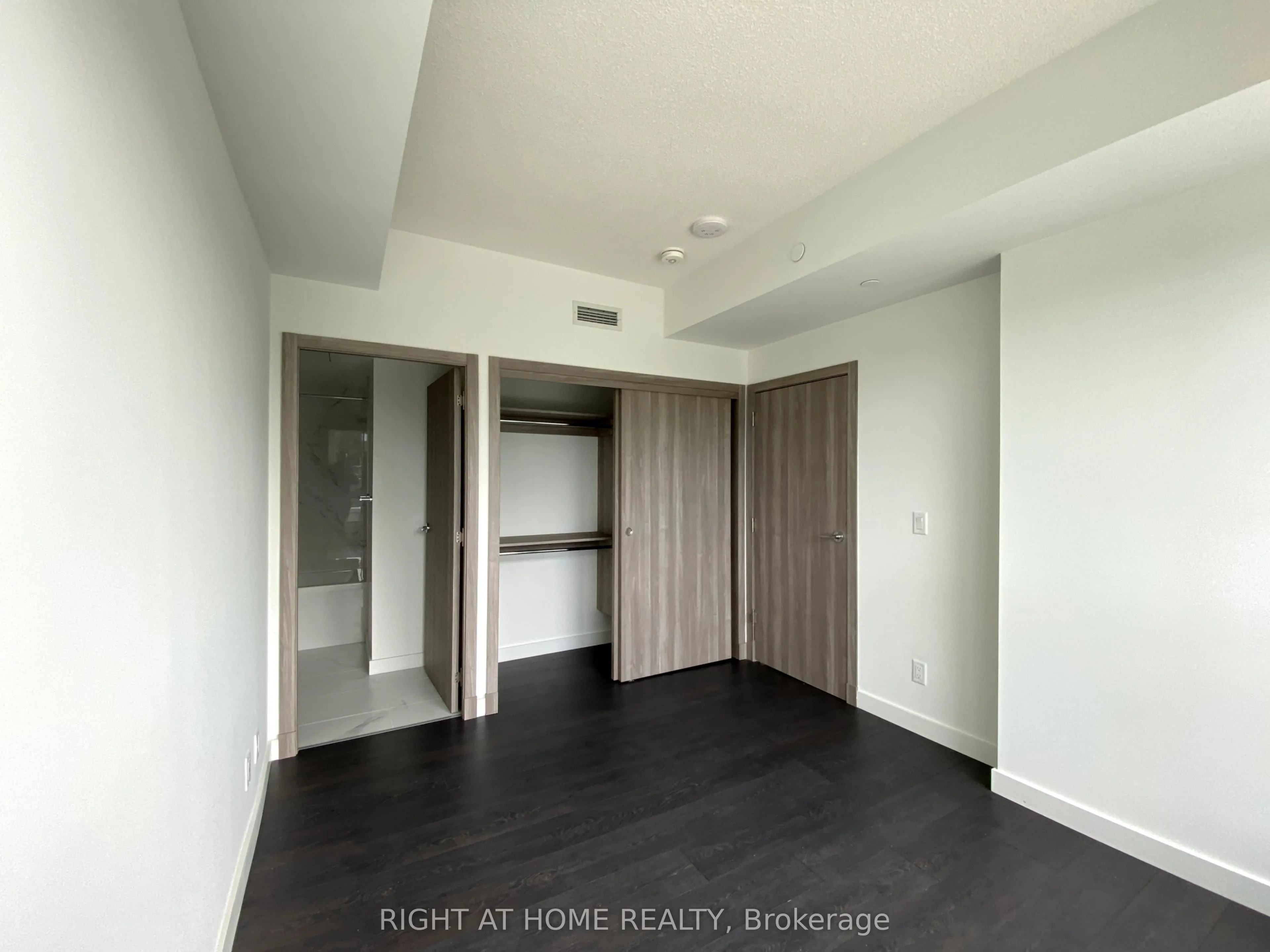 25 McMahon Drive, #606