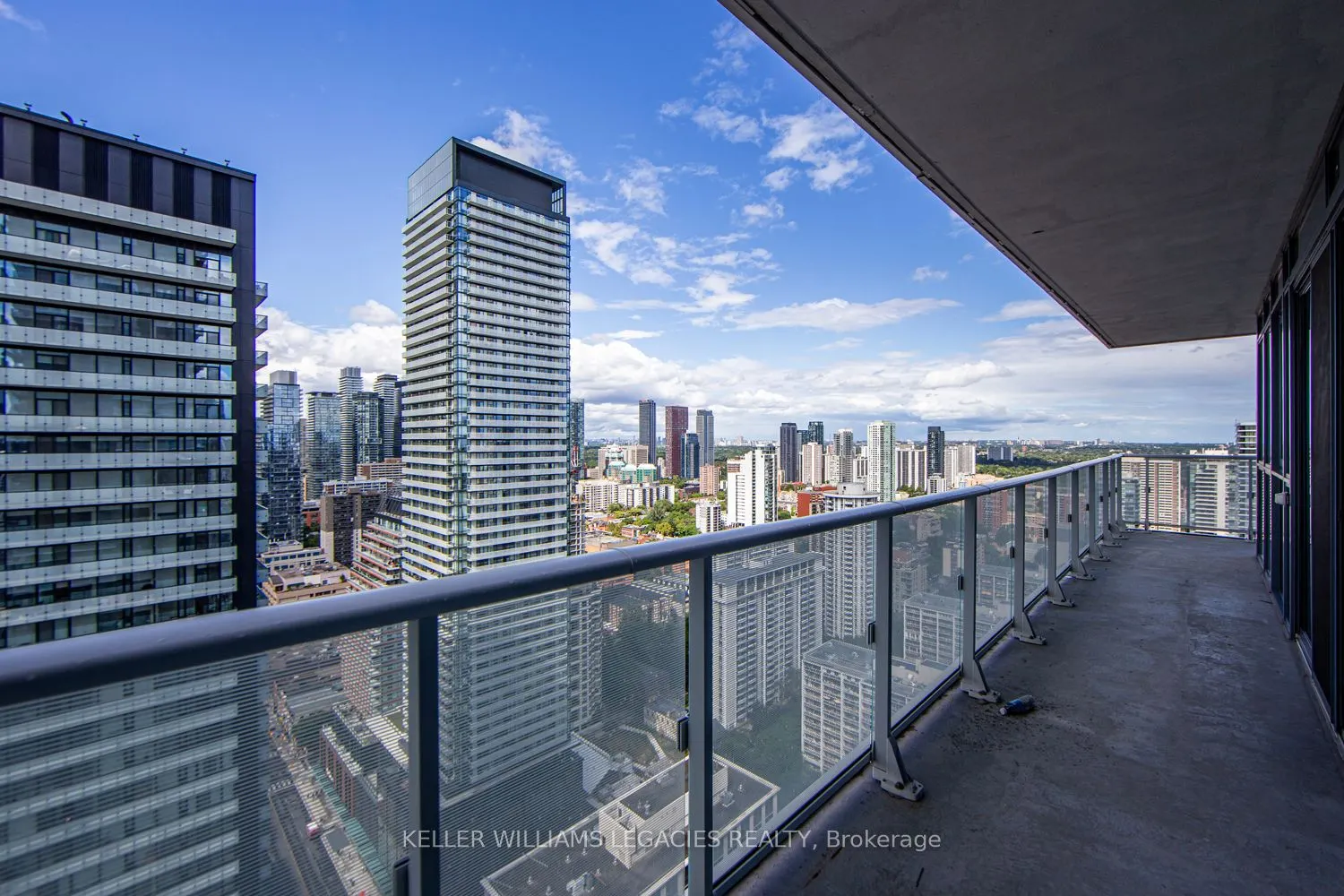 7 Grenville Street, #3705