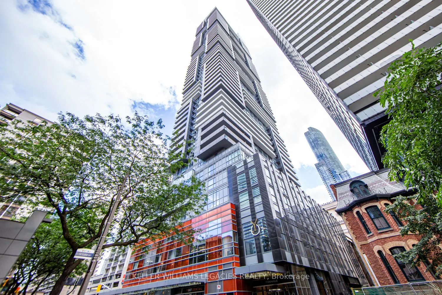 7 Grenville Street, #3705