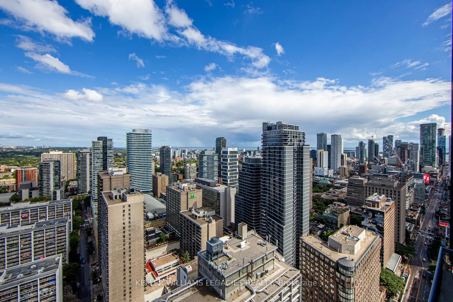7 Grenville Street, #3705