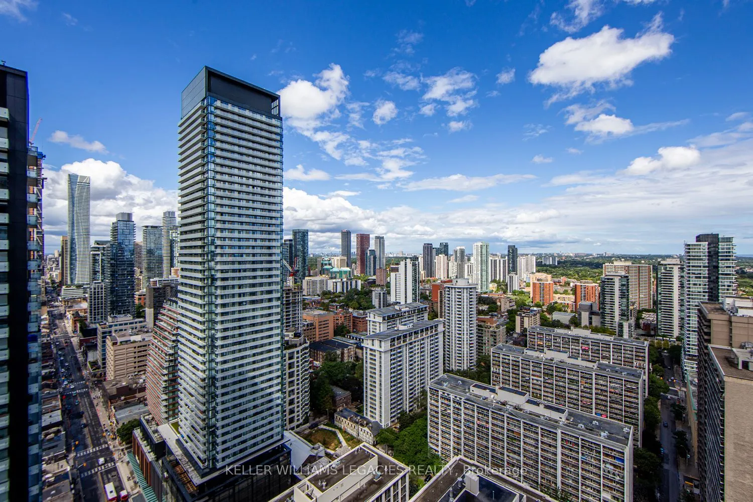 7 Grenville Street, #3705