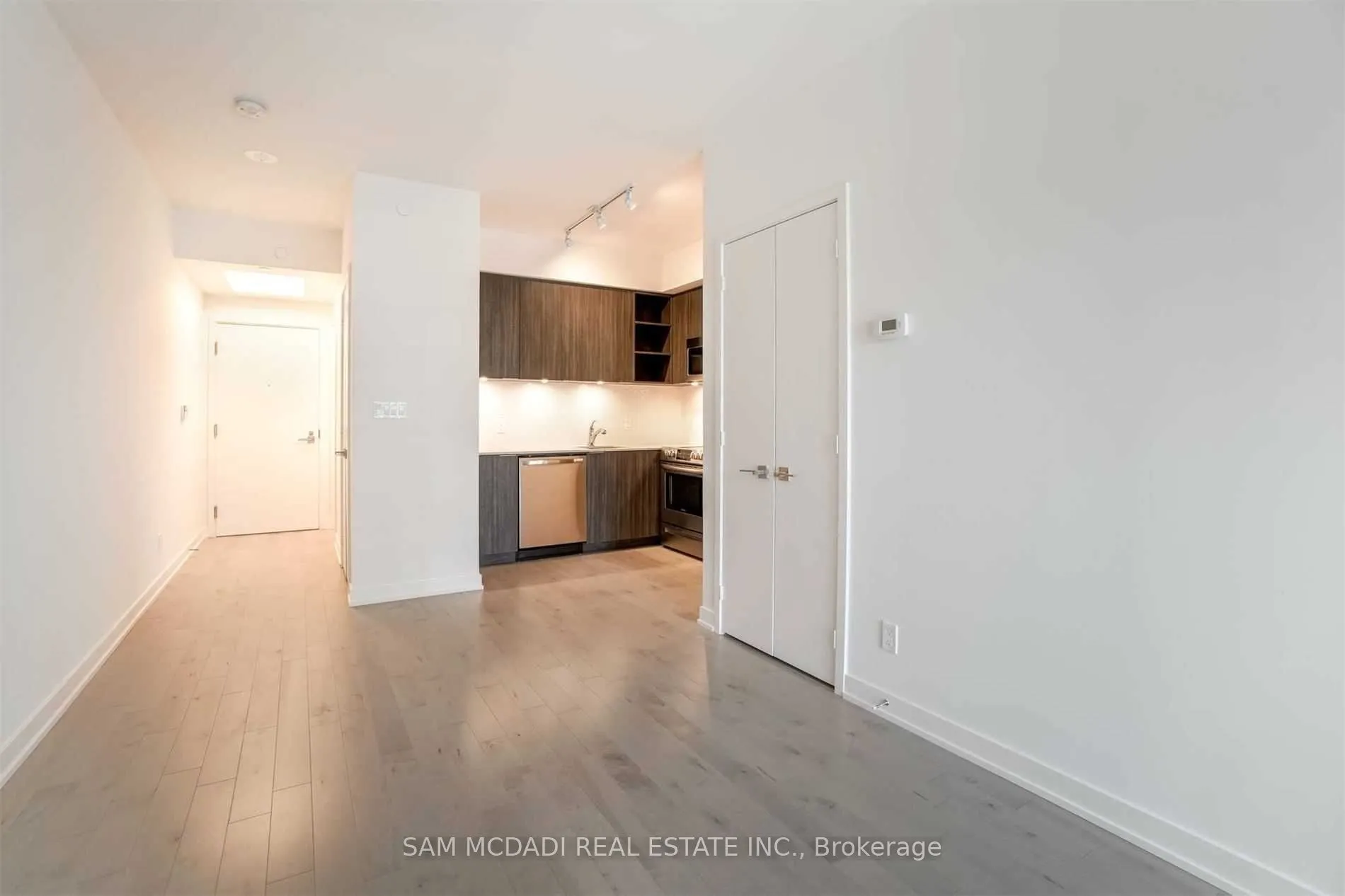 30 Ordnance Street, #1403