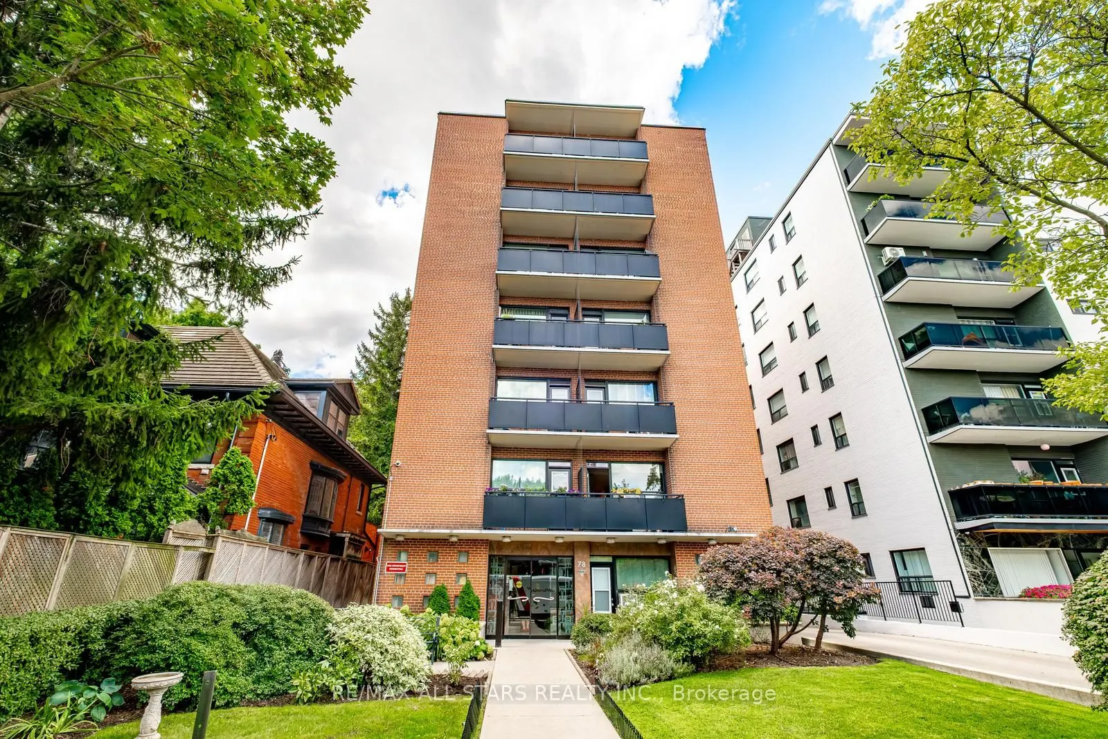 78 Warren Road, #501