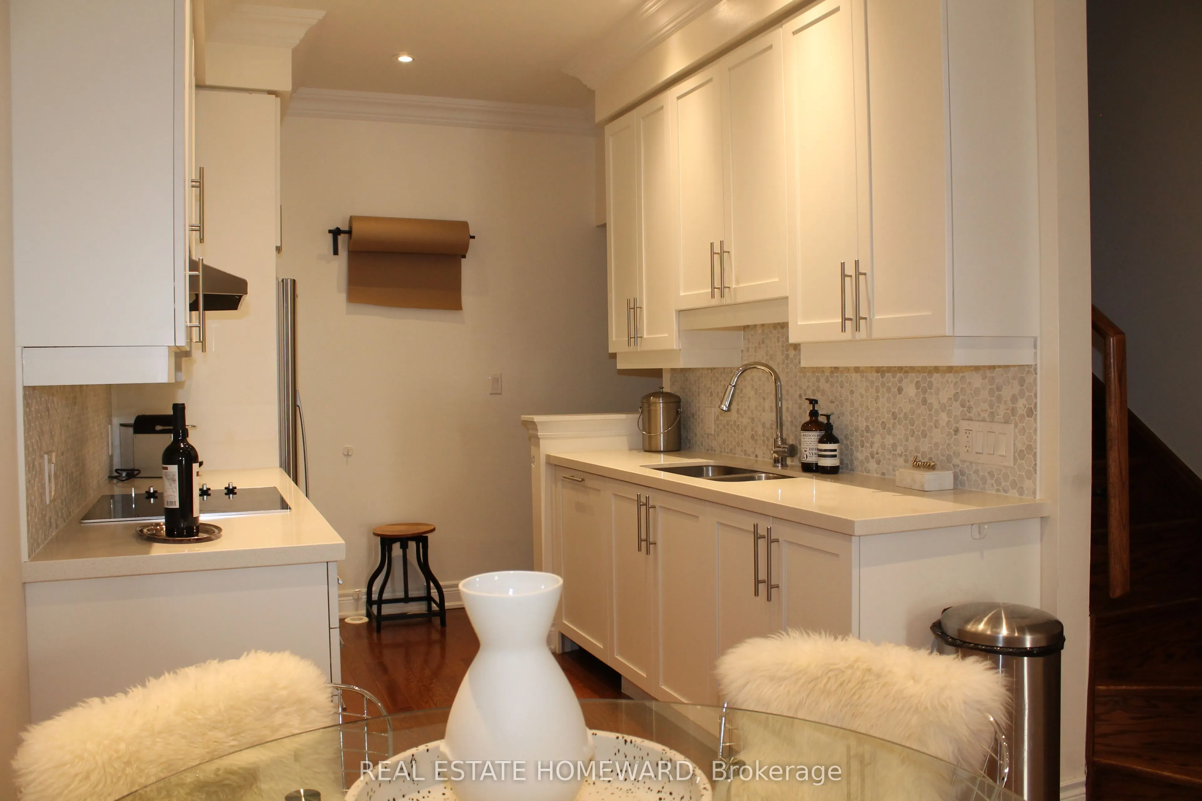 13-50 Hargrave Lane, #13