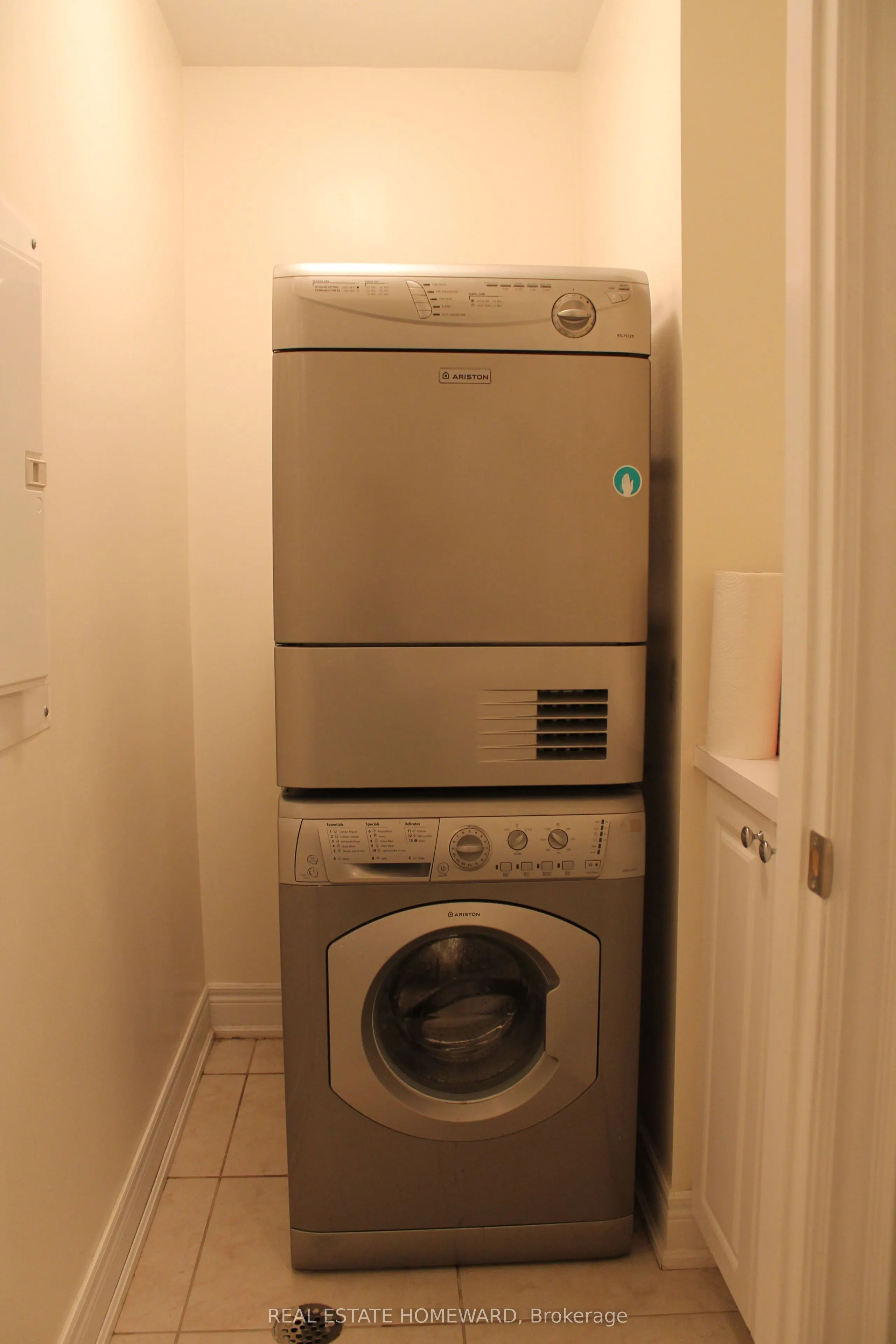 13-50 Hargrave Lane, #13