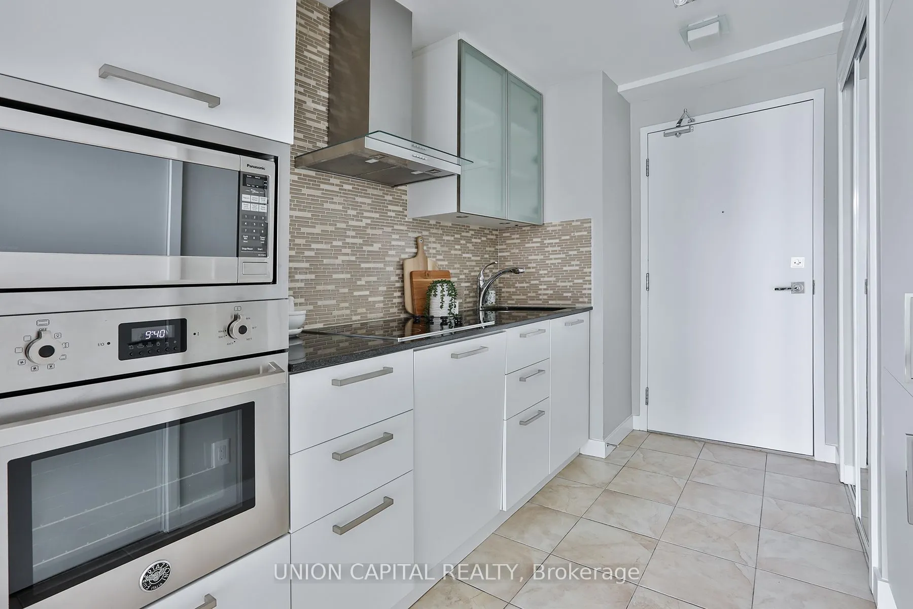 14 York Street, #3902