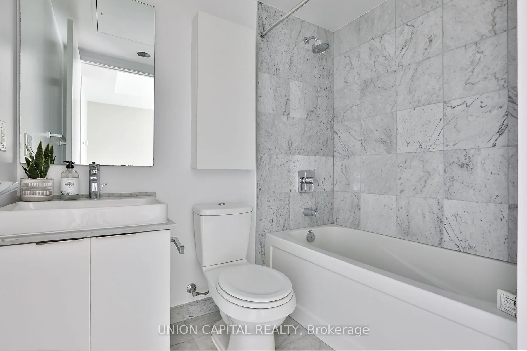 14 York Street, #3902