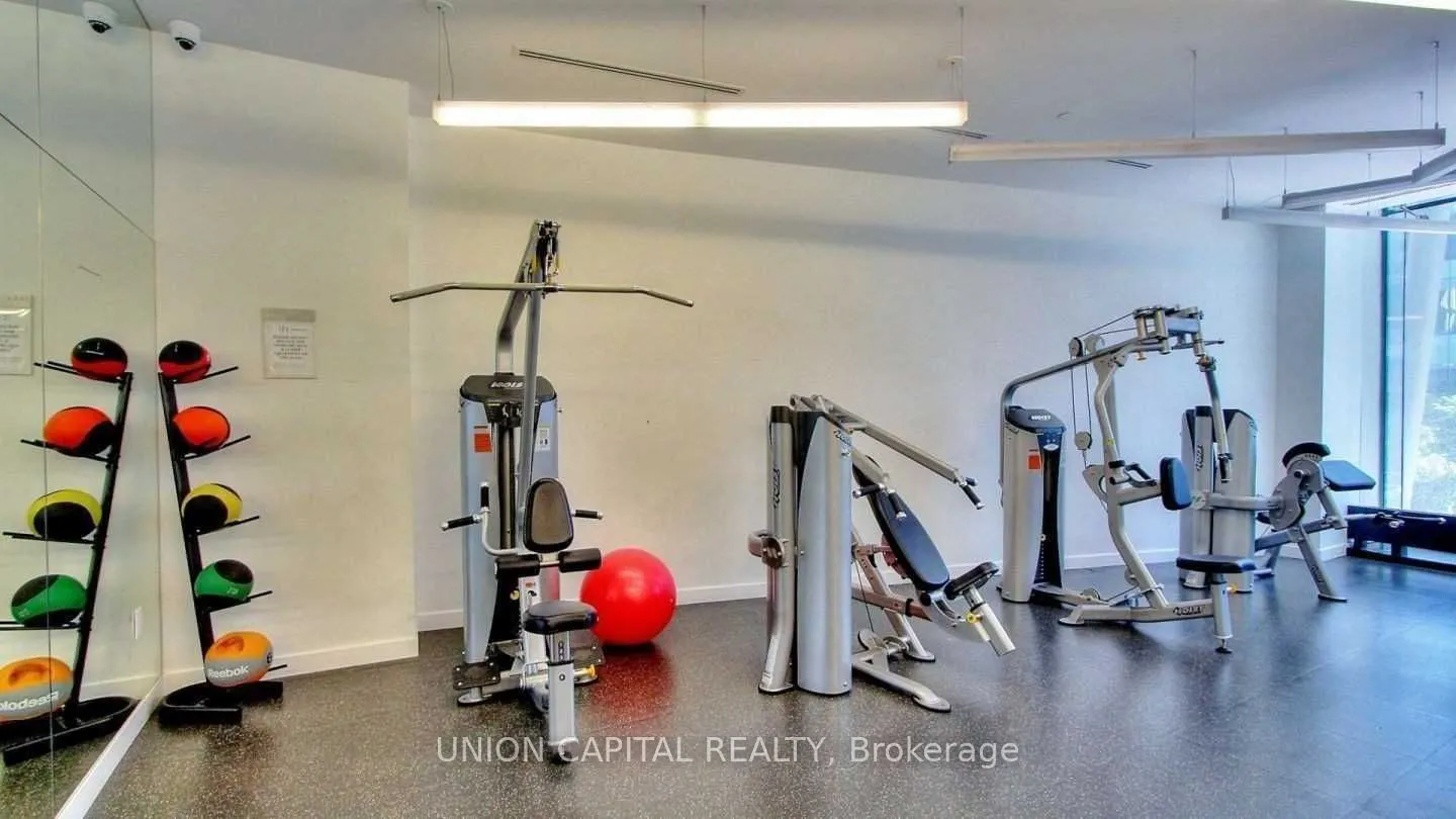 14 York Street, #3902